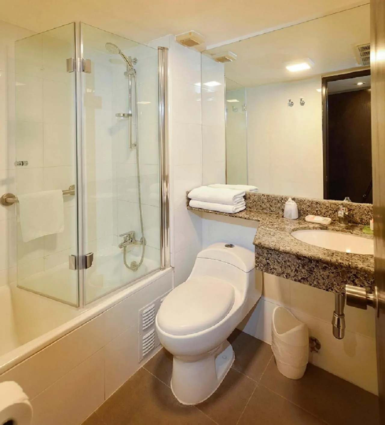 Bathroom in Hotel Eurotel Providencia