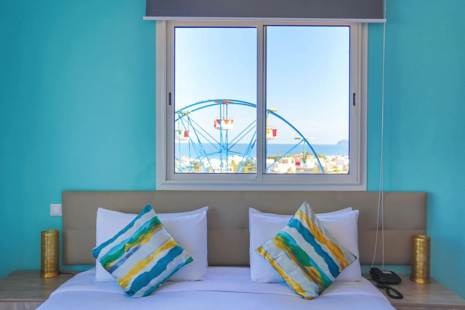 Bed in L'escale Appart-hôtel By 7AV HOTELS