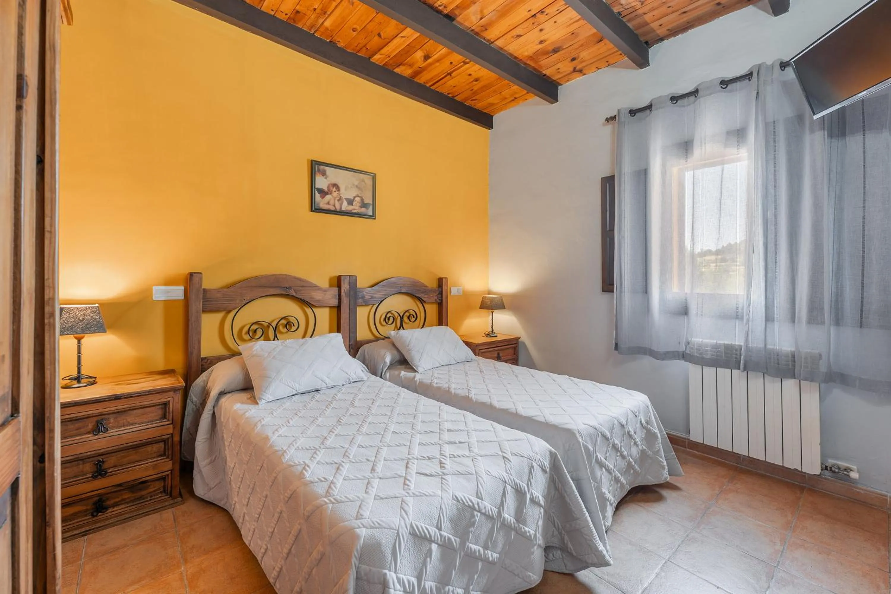 Bed in Hostal el molino