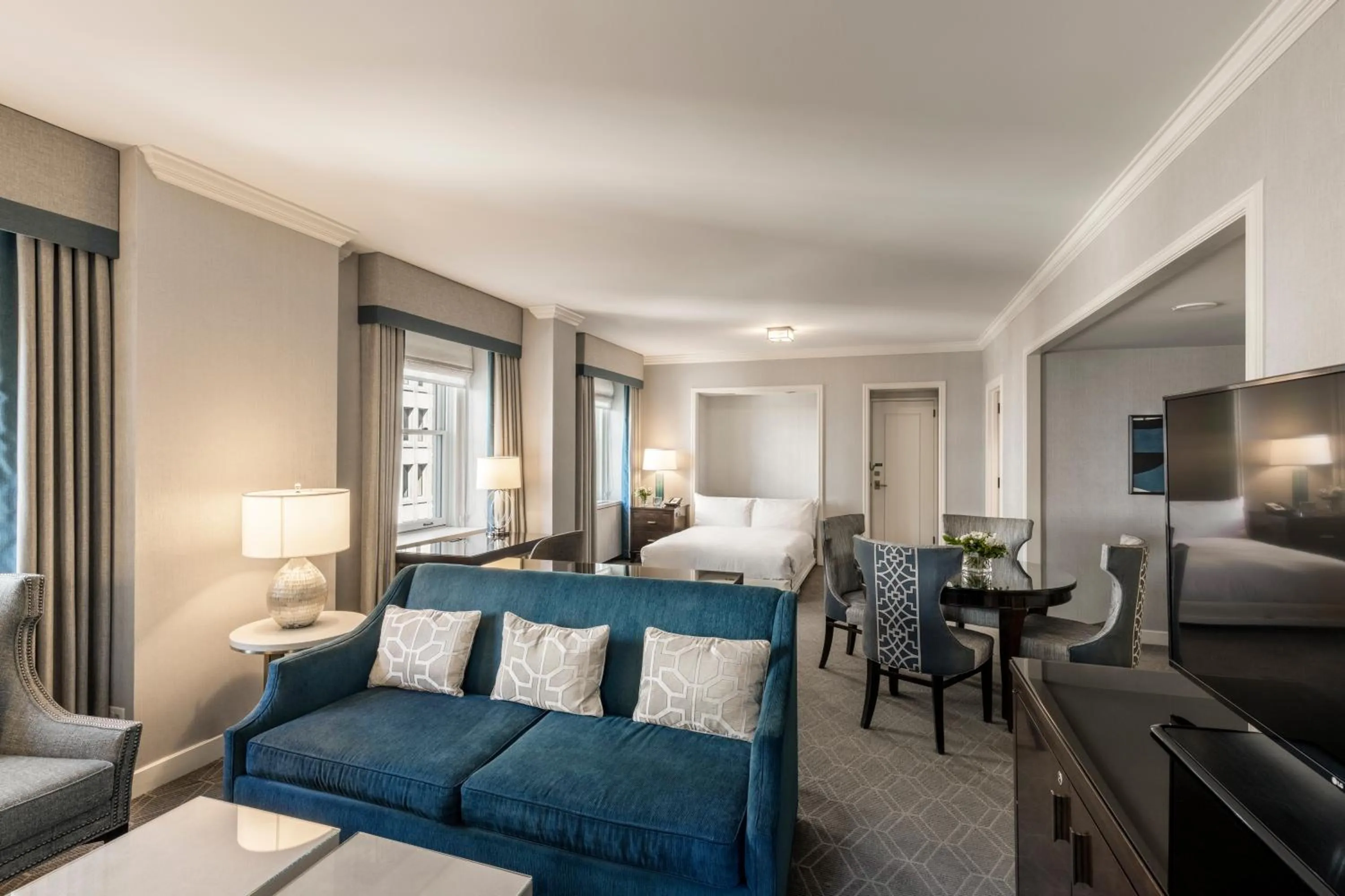 Photo of the whole room, Bed in Fairmont Olympic Hotel