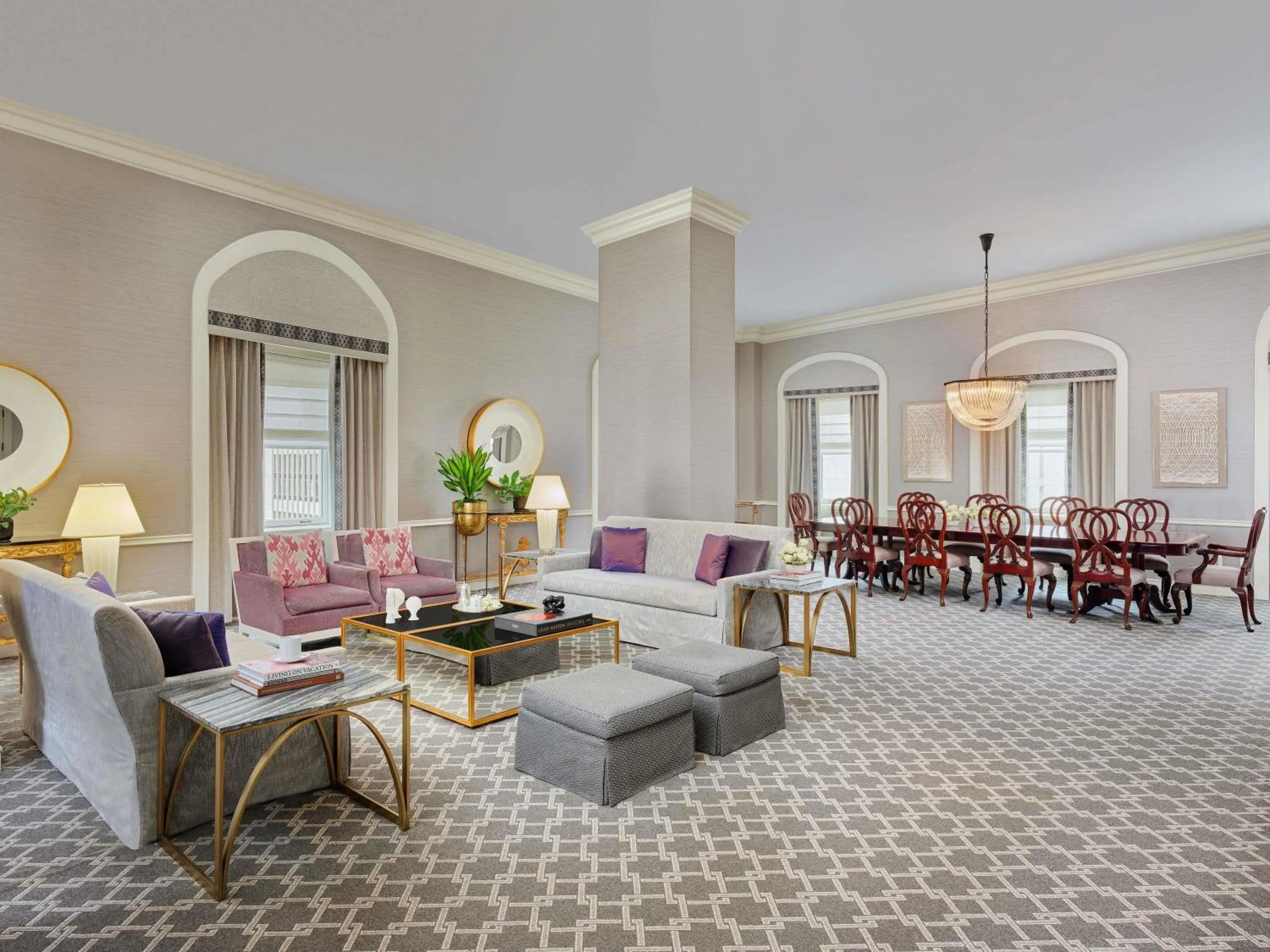 Bedroom in Fairmont Olympic Hotel