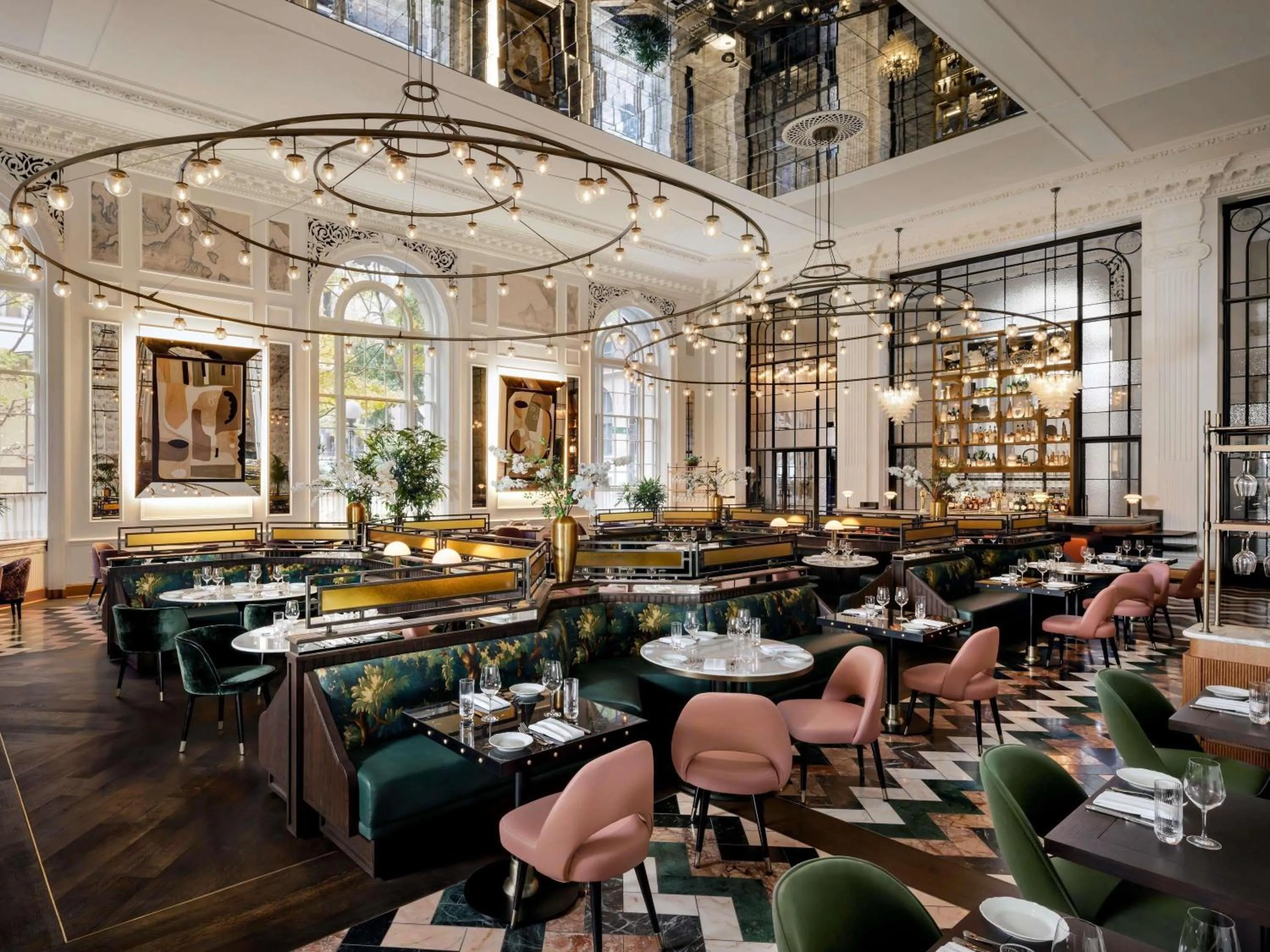 Restaurant/places to eat in Fairmont Olympic Hotel