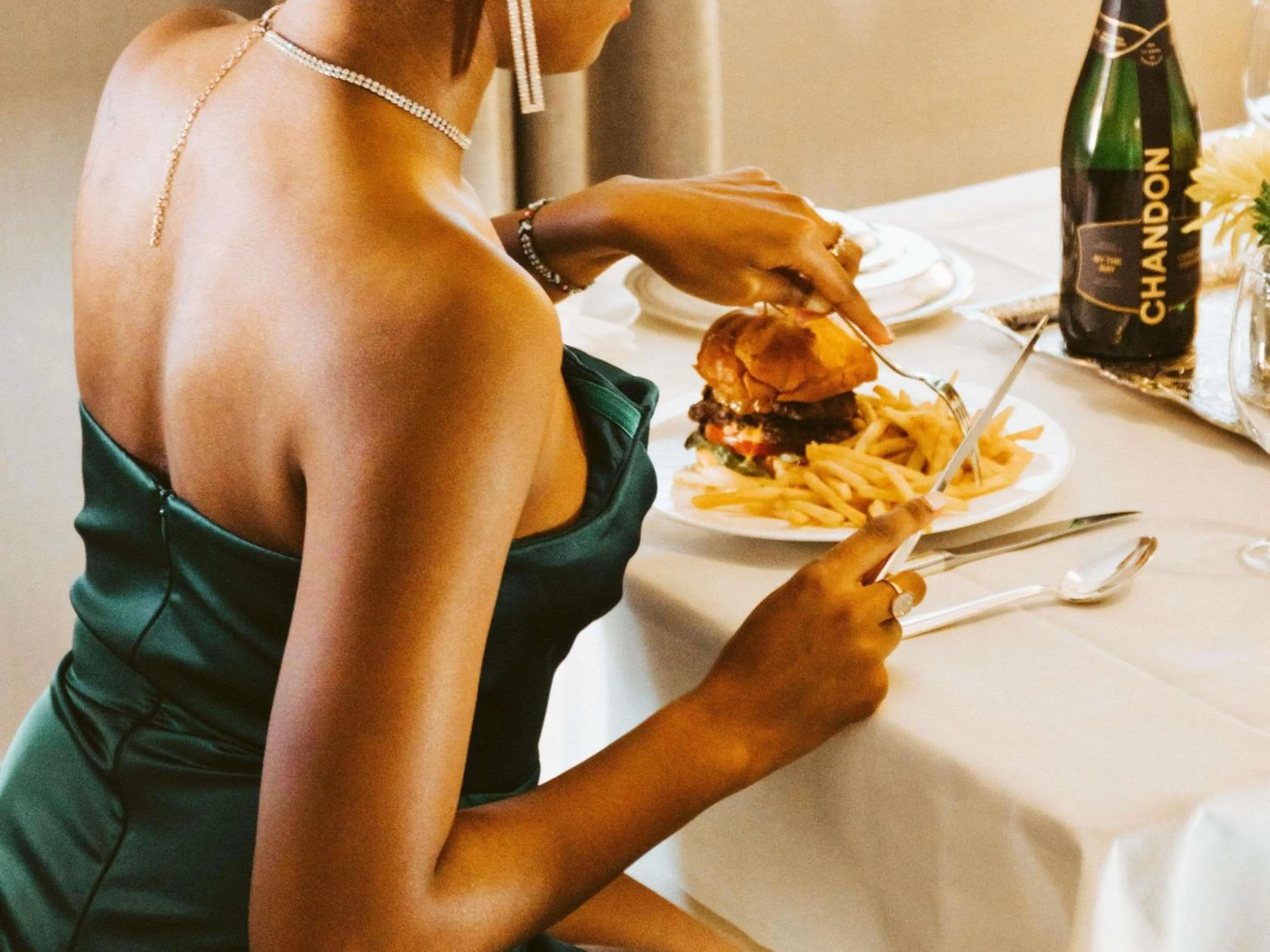 Restaurant/places to eat in Fairmont Olympic Hotel