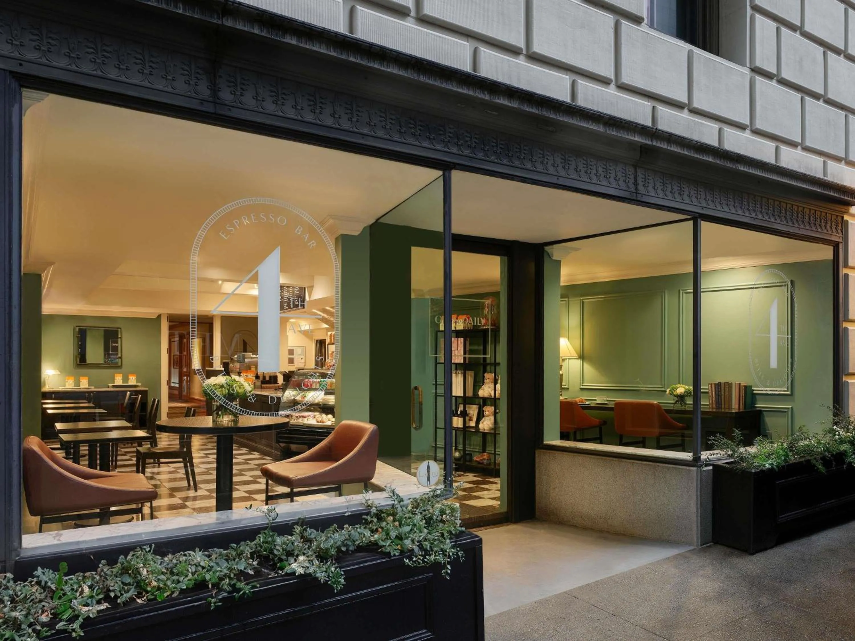 Restaurant/places to eat in Fairmont Olympic Hotel