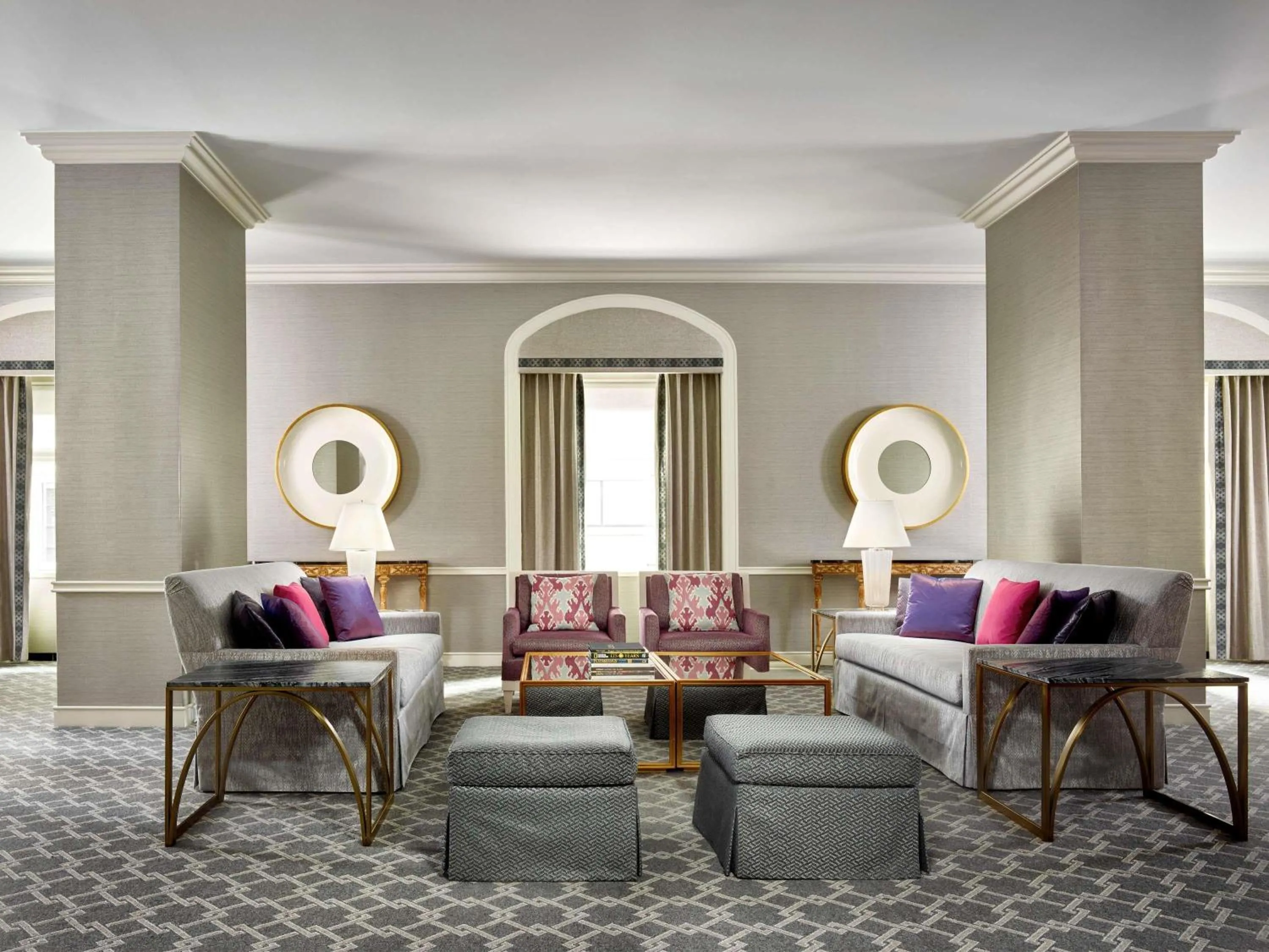 Bedroom in Fairmont Olympic Hotel