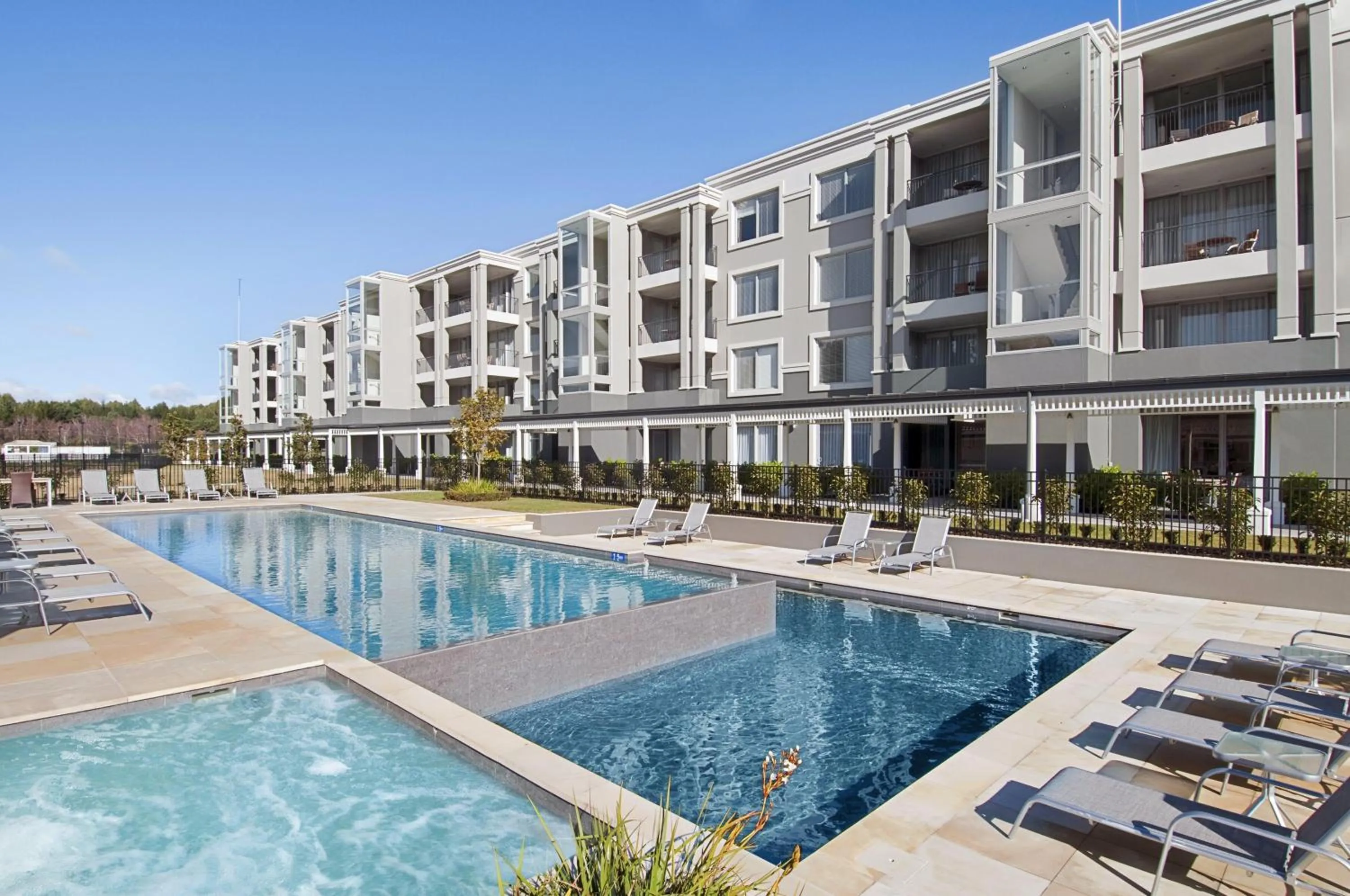 Pool view in Hilton Lake Taupo