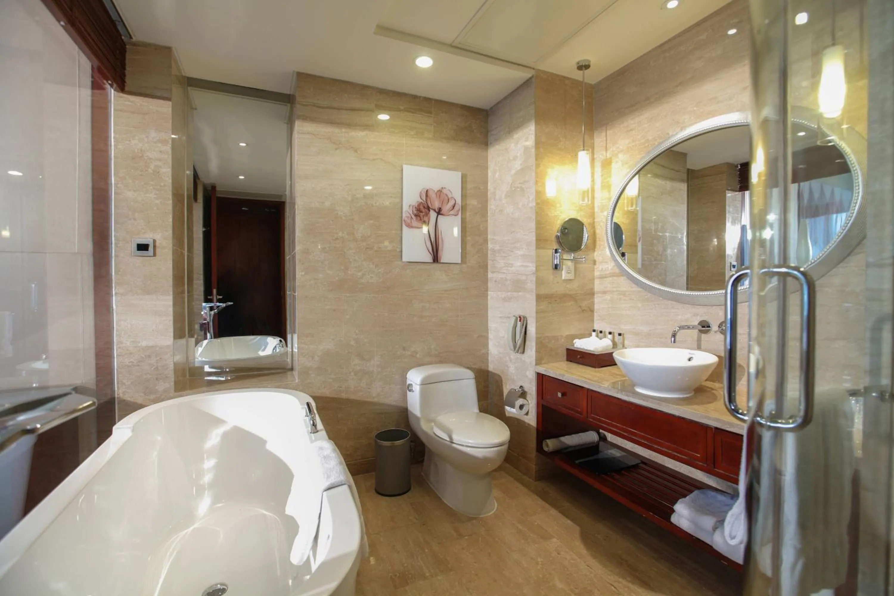Bathroom in Beijing Marriott Hotel Northeast