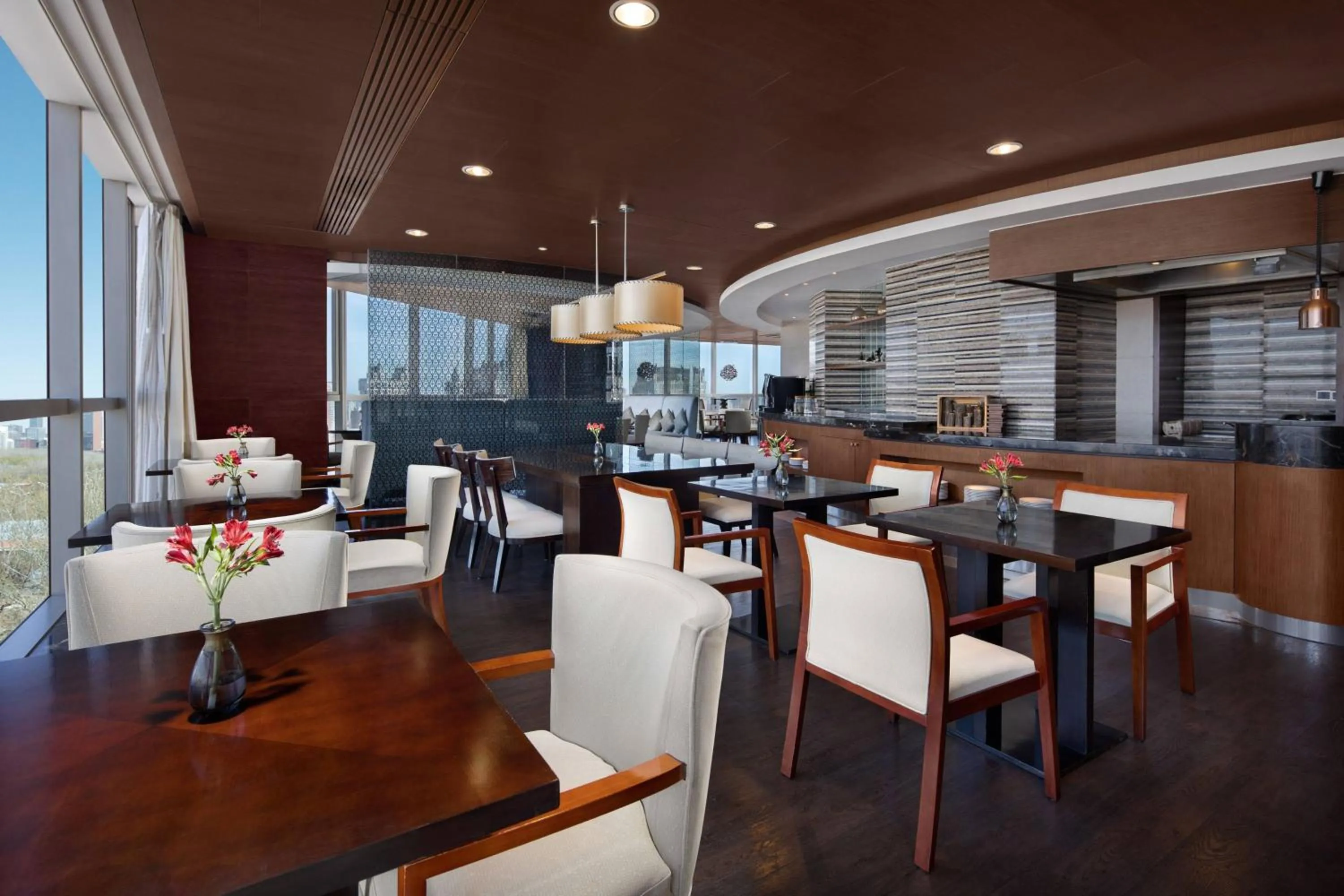 Lounge or bar in Beijing Marriott Hotel Northeast