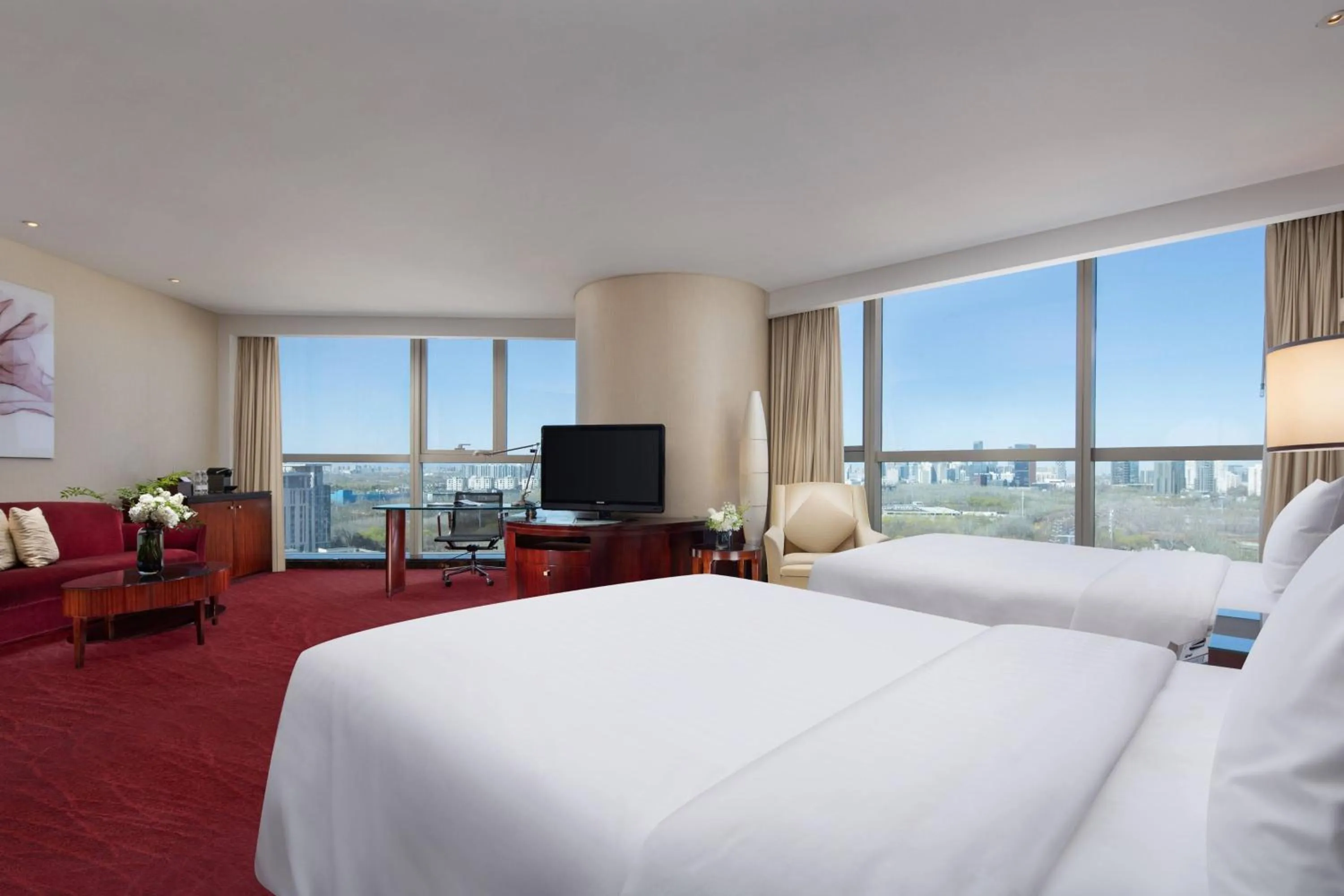 Lounge or bar, Bed in Beijing Marriott Hotel Northeast