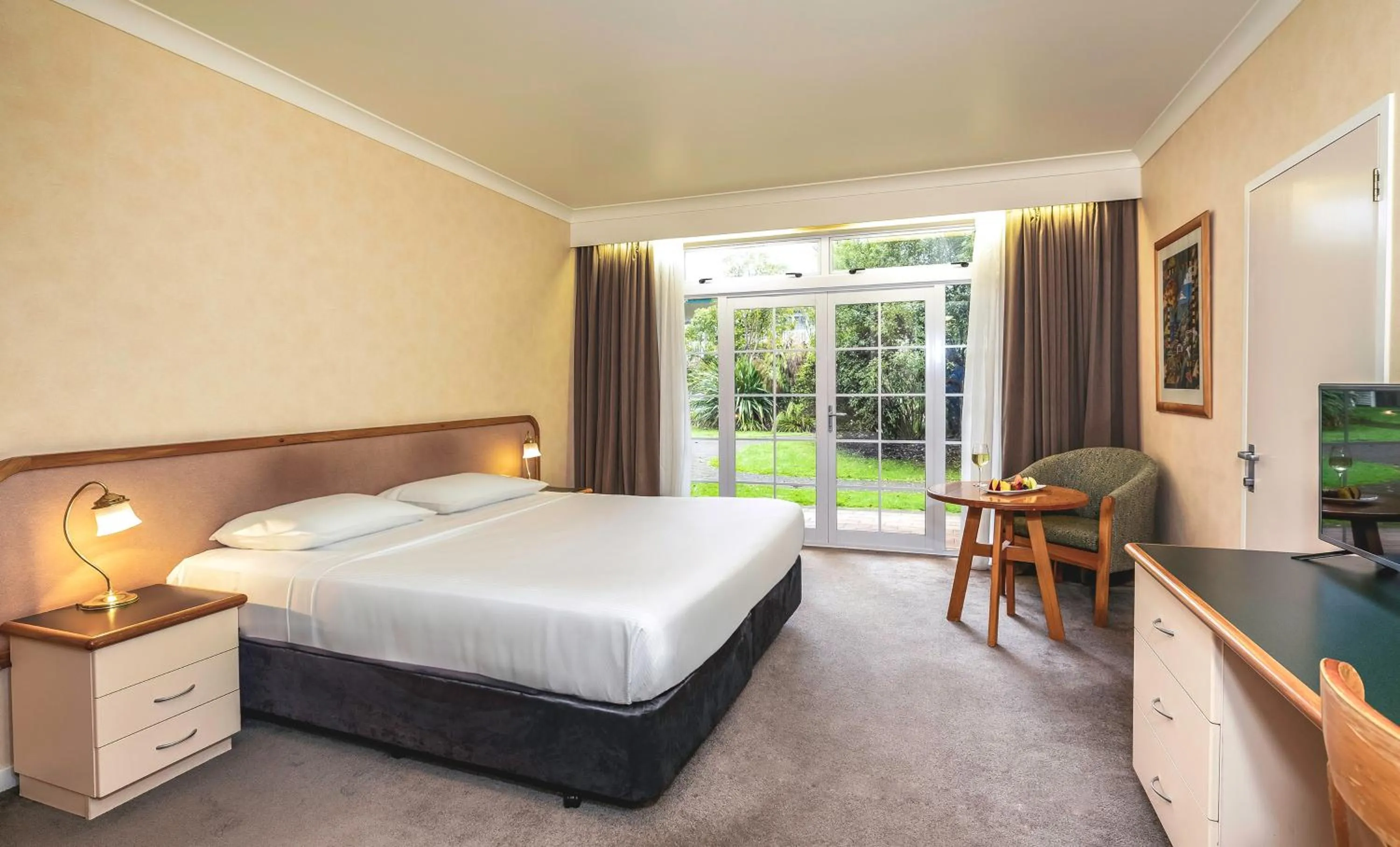 Bed in Wairakei Resort Taupo