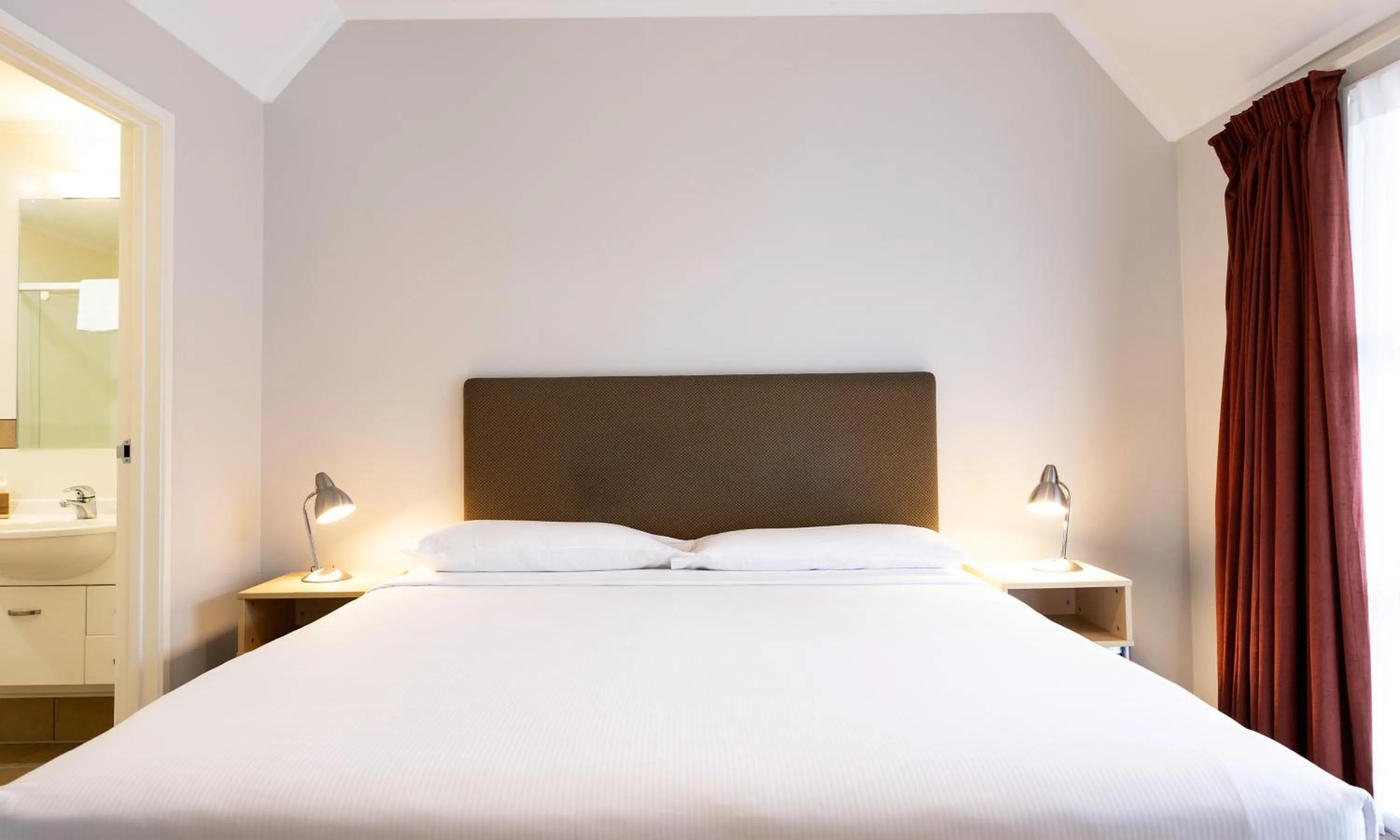 Bed in Wairakei Resort Taupo