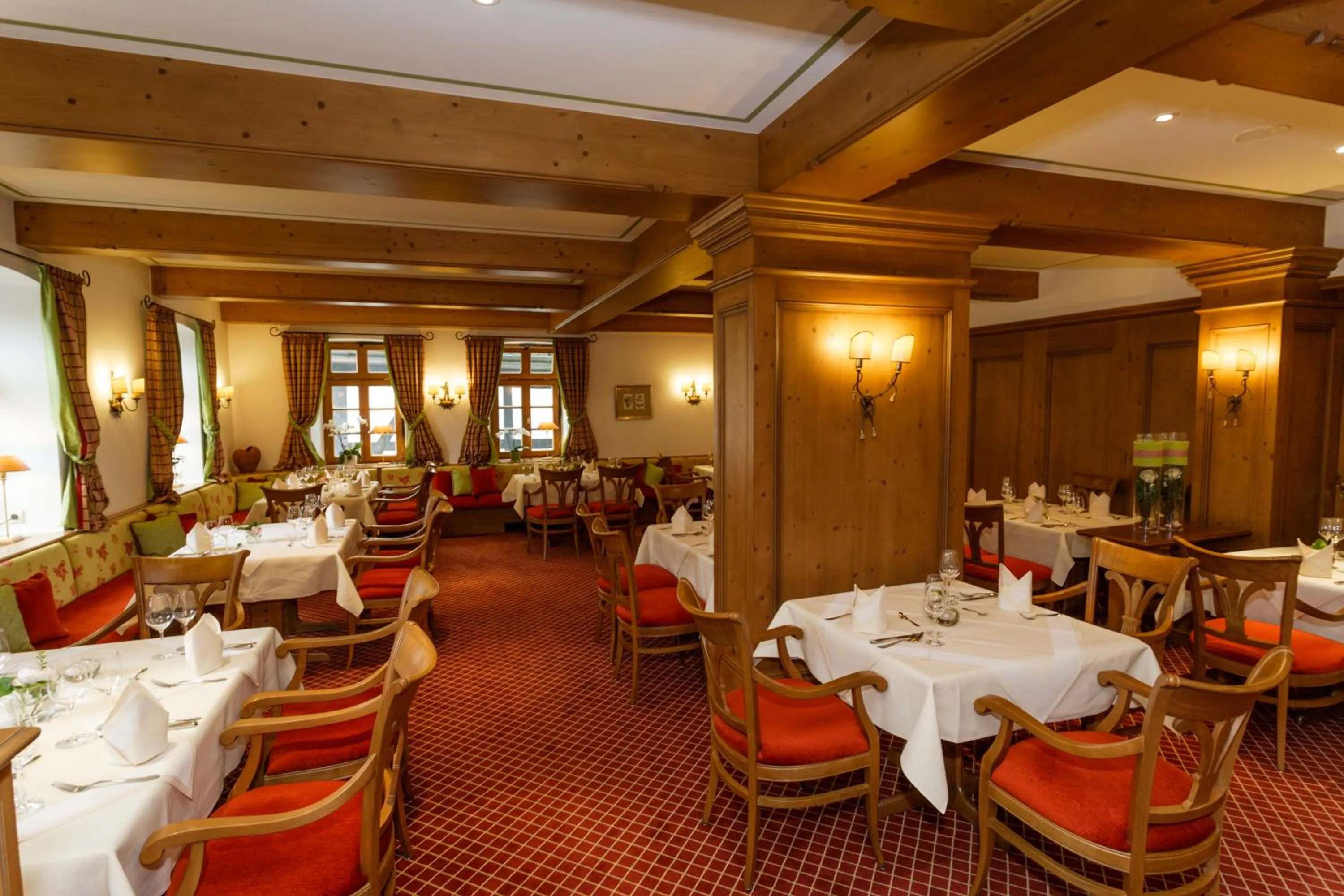 Restaurant/places to eat in Landhotel Donner