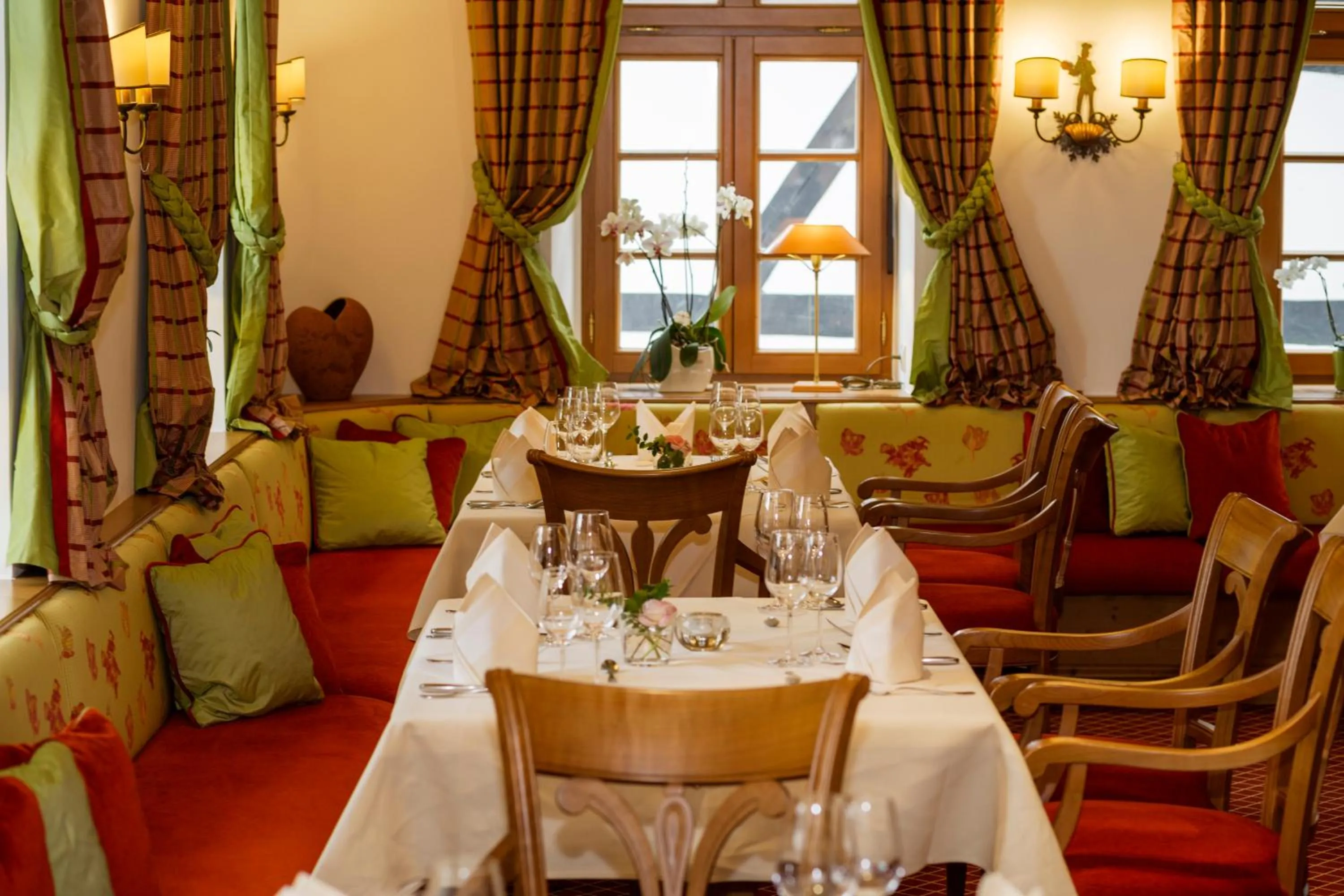 Restaurant/places to eat in Landhotel Donner