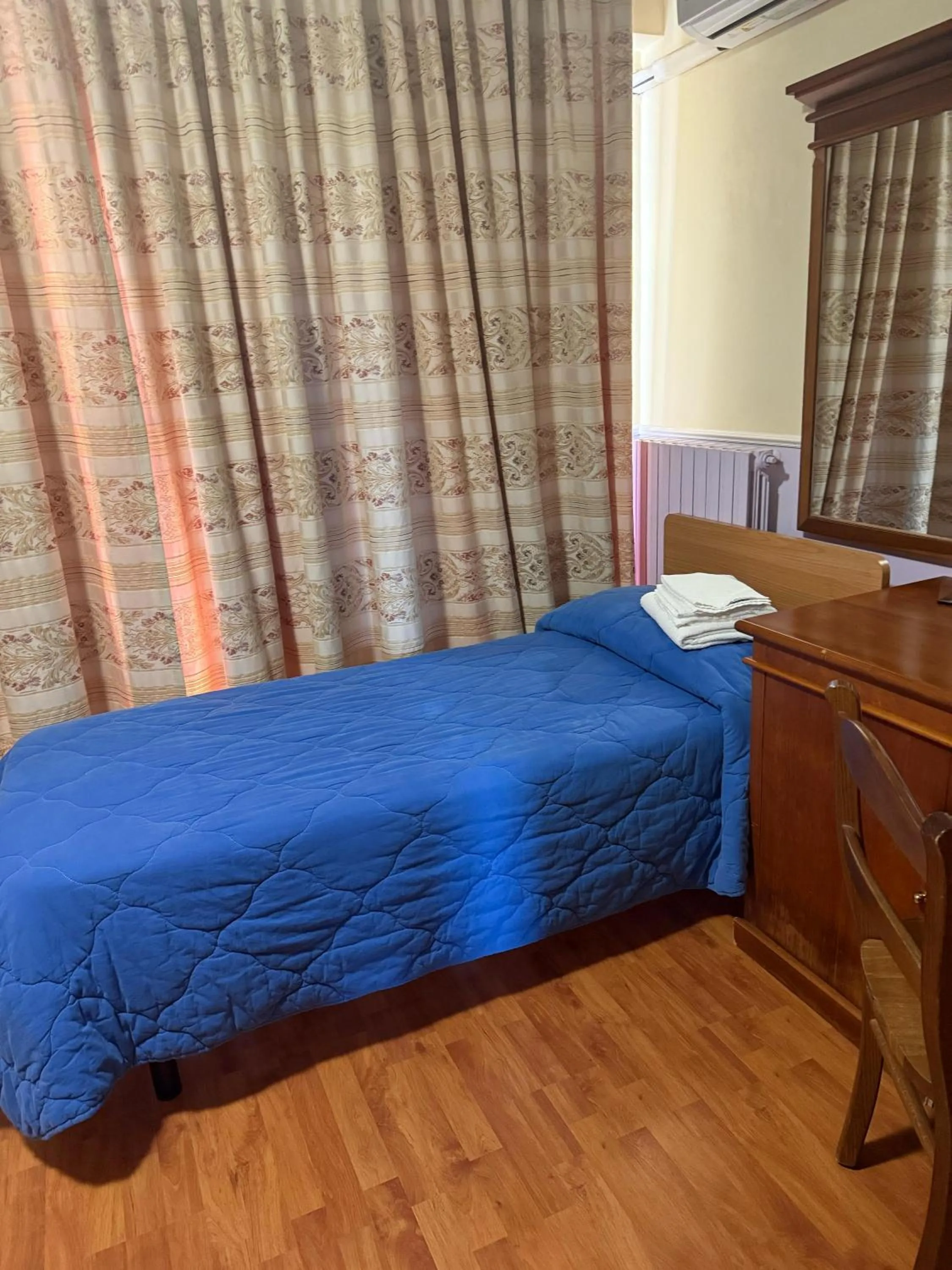 Bed in MARCHESINA RESORT srls