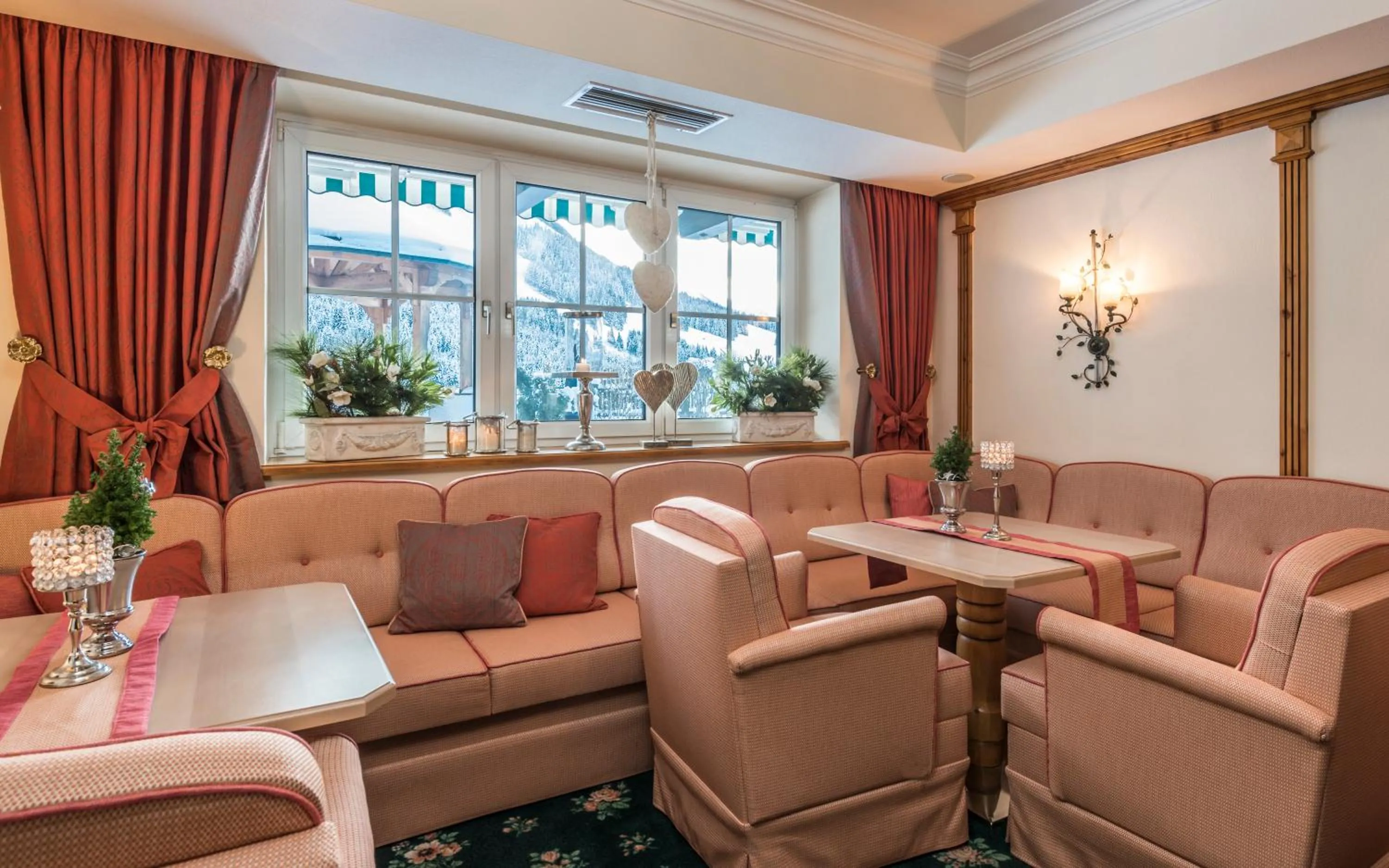 Restaurant/places to eat in eva,GARDEN