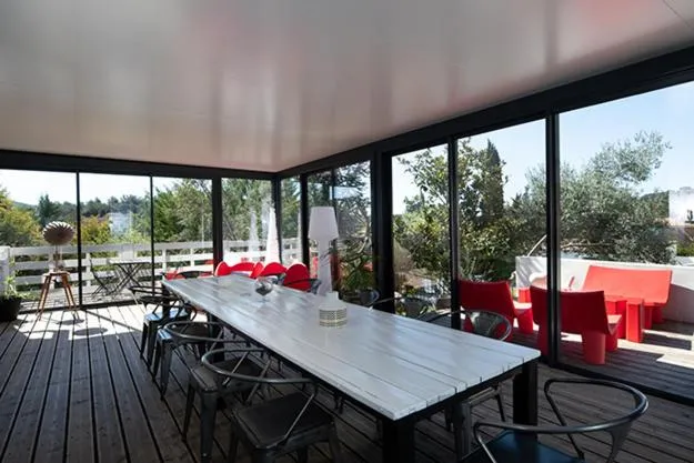 Communal lounge/ TV room in Mise en Scène