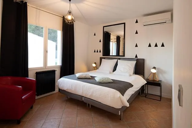 Bed in Mise en Scène