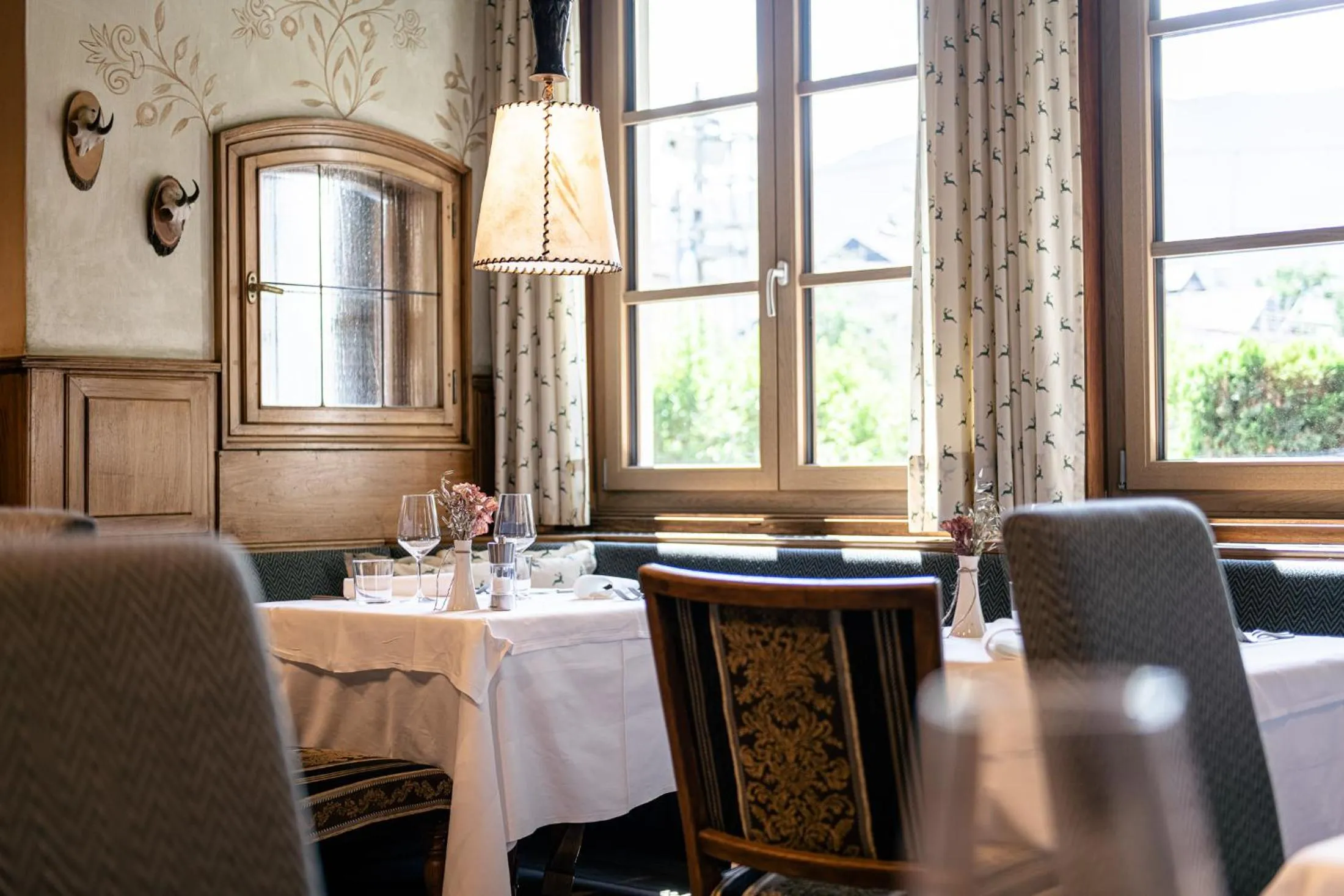 Restaurant/places to eat in Hotel ANDER