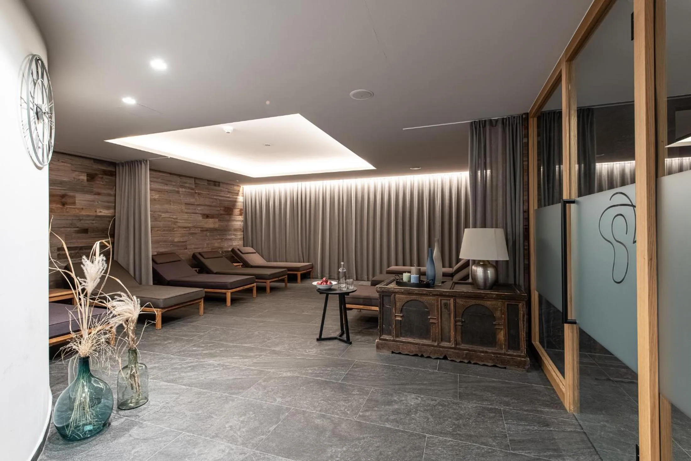 Seating area in Hotel ANDER