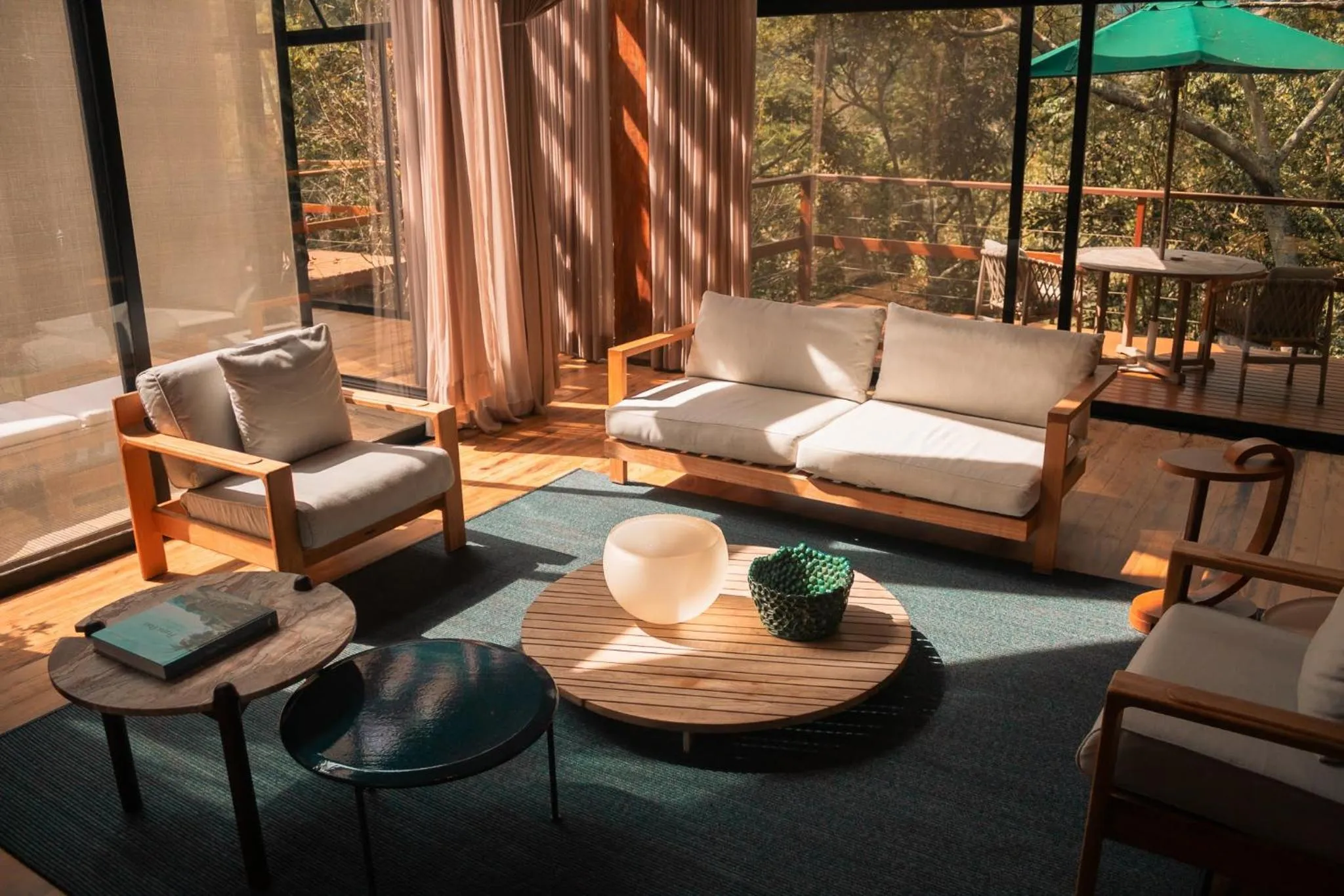 Seating area in Botanique Hotel Experience - Campos do Jordão