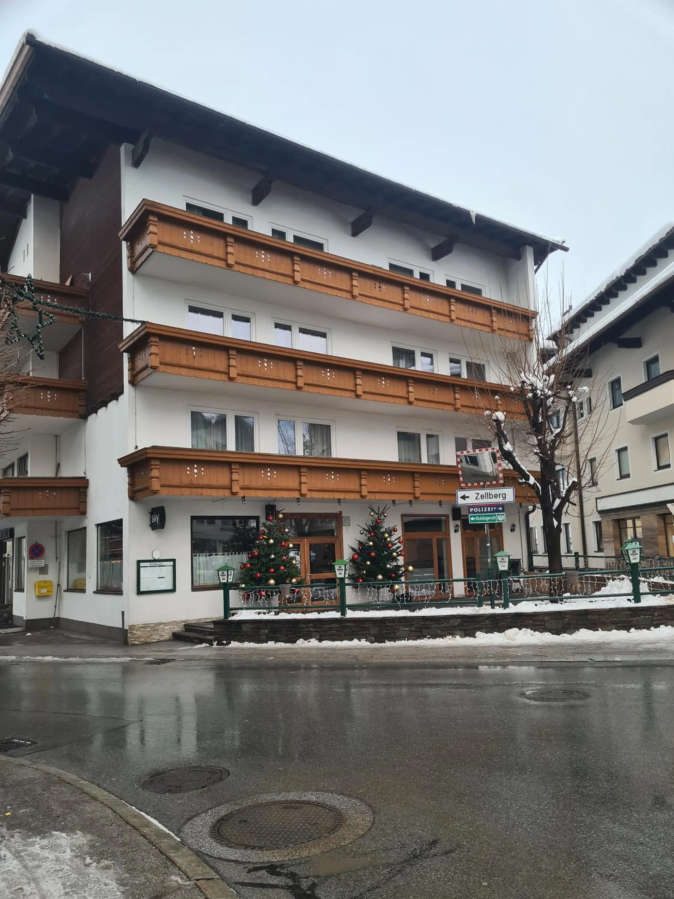 Property building in Gasthof Hotel Kirchenwirt