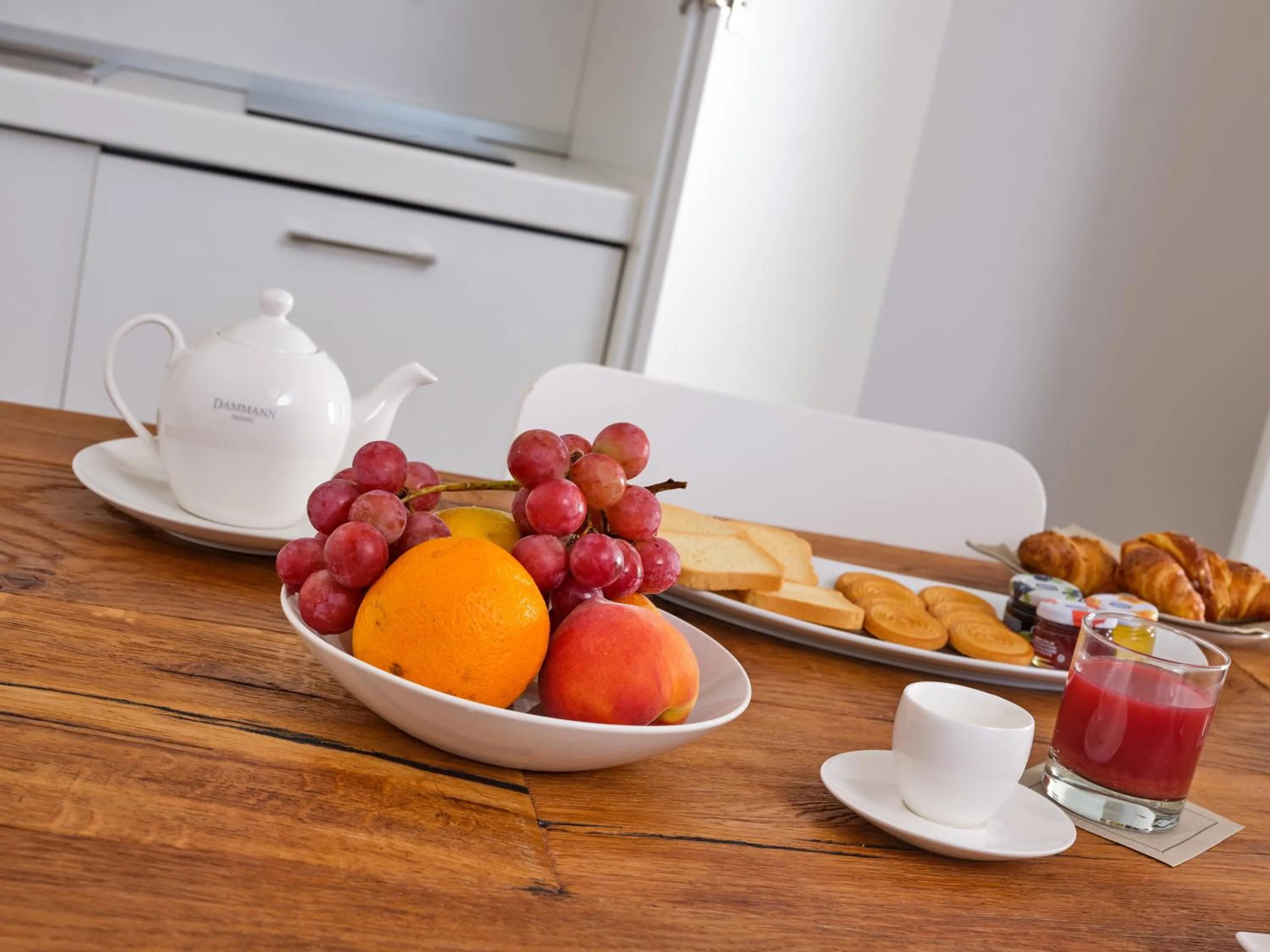 Kitchen or kitchenette in Felix Hotels - Hotel Residence Porto San Paolo