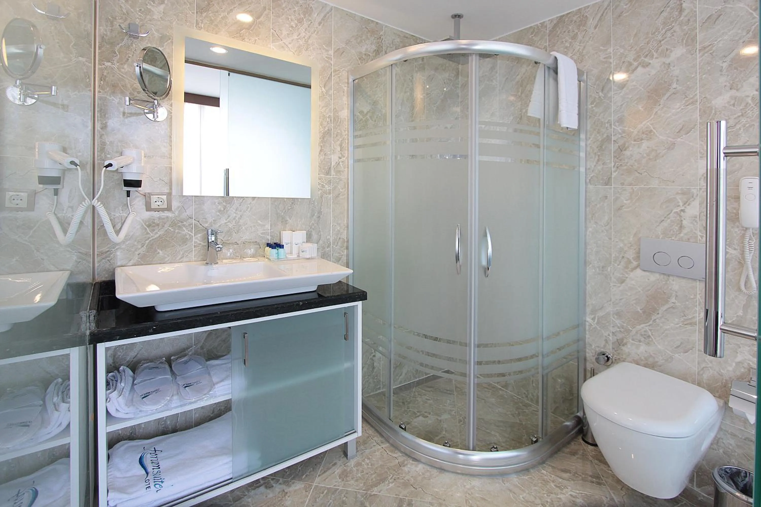 Bathroom in Forum Suite Otel