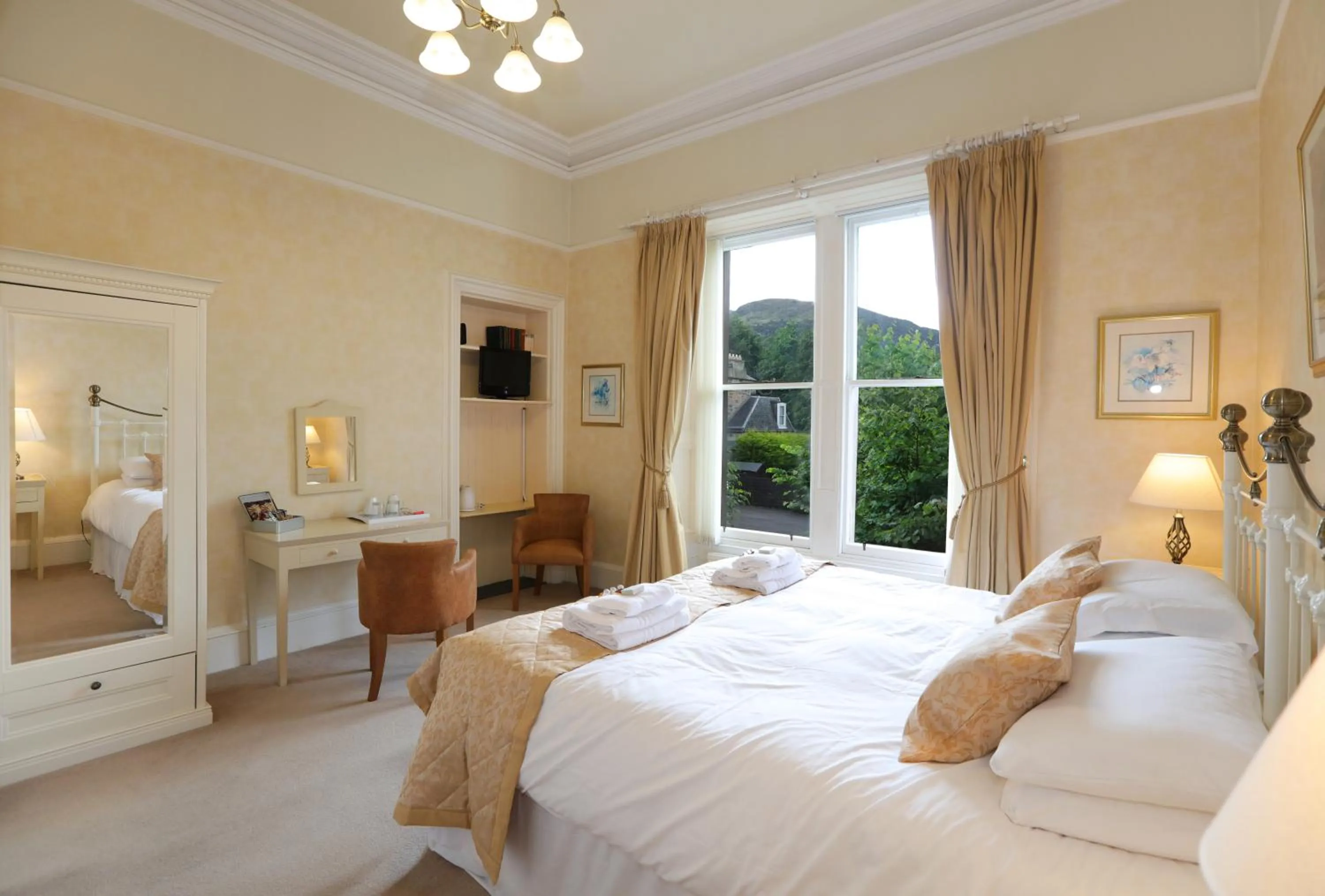 Bedroom, Bed in Ard Na Said