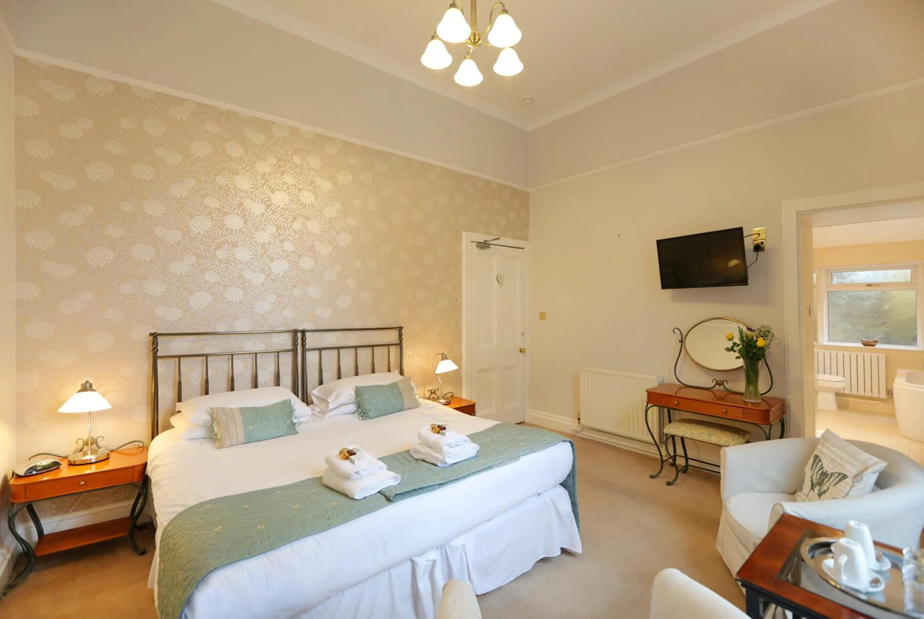 Bedroom, Bed in Ard Na Said