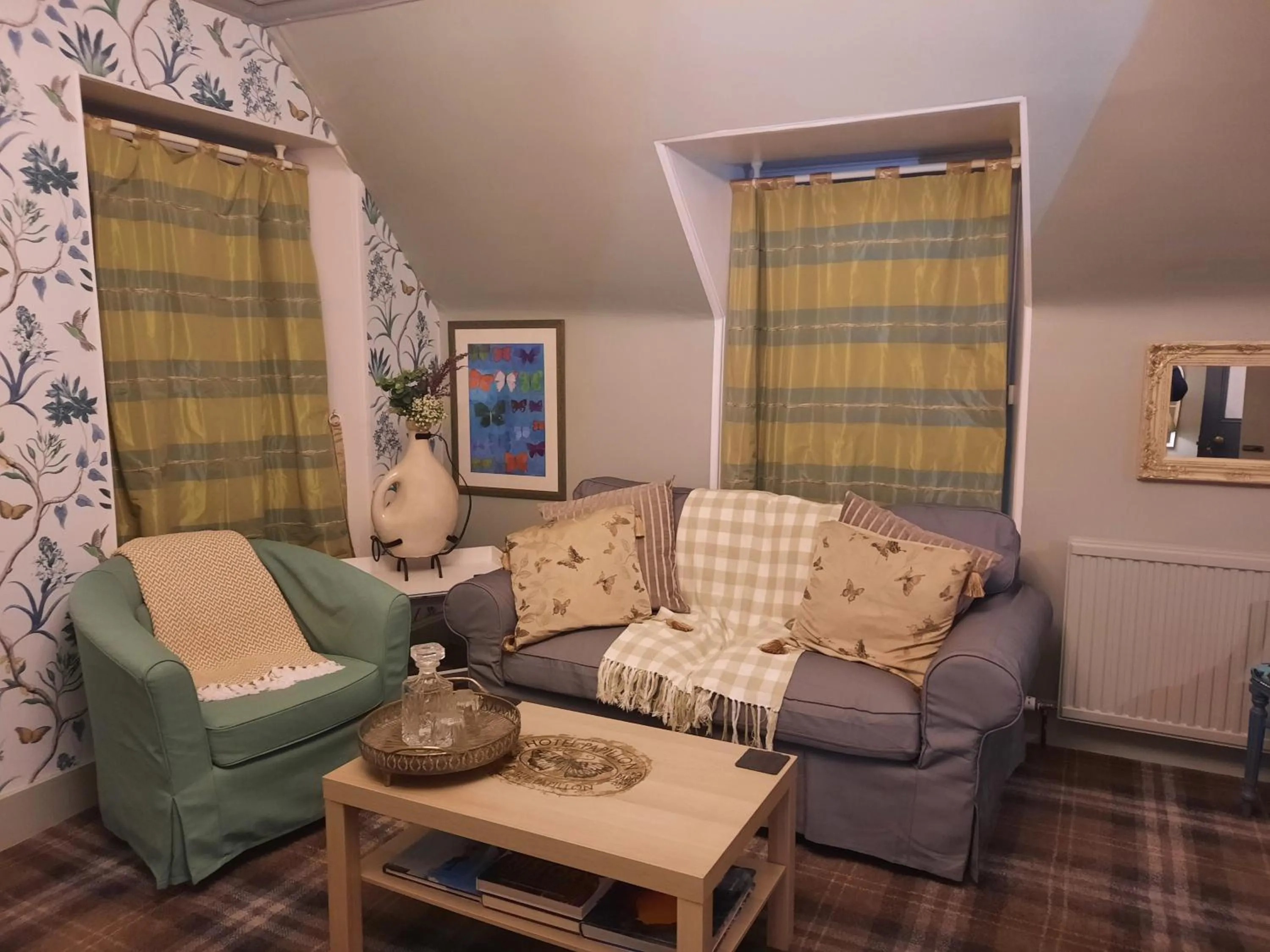 Seating area in Argyle Guest House