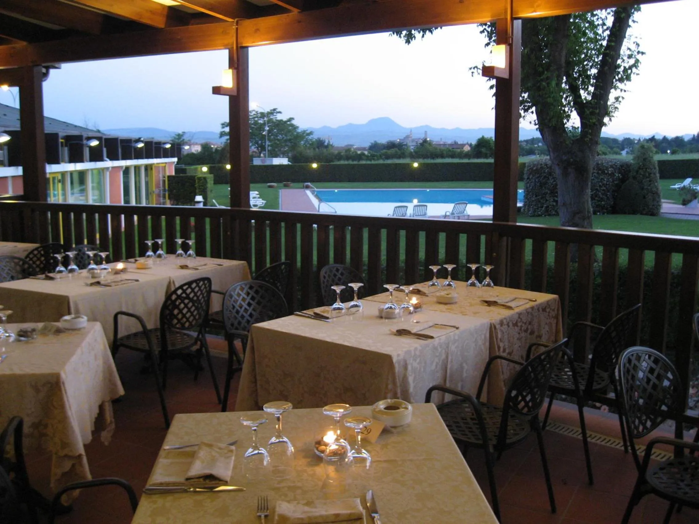 Restaurant/places to eat in Hotel Federico II