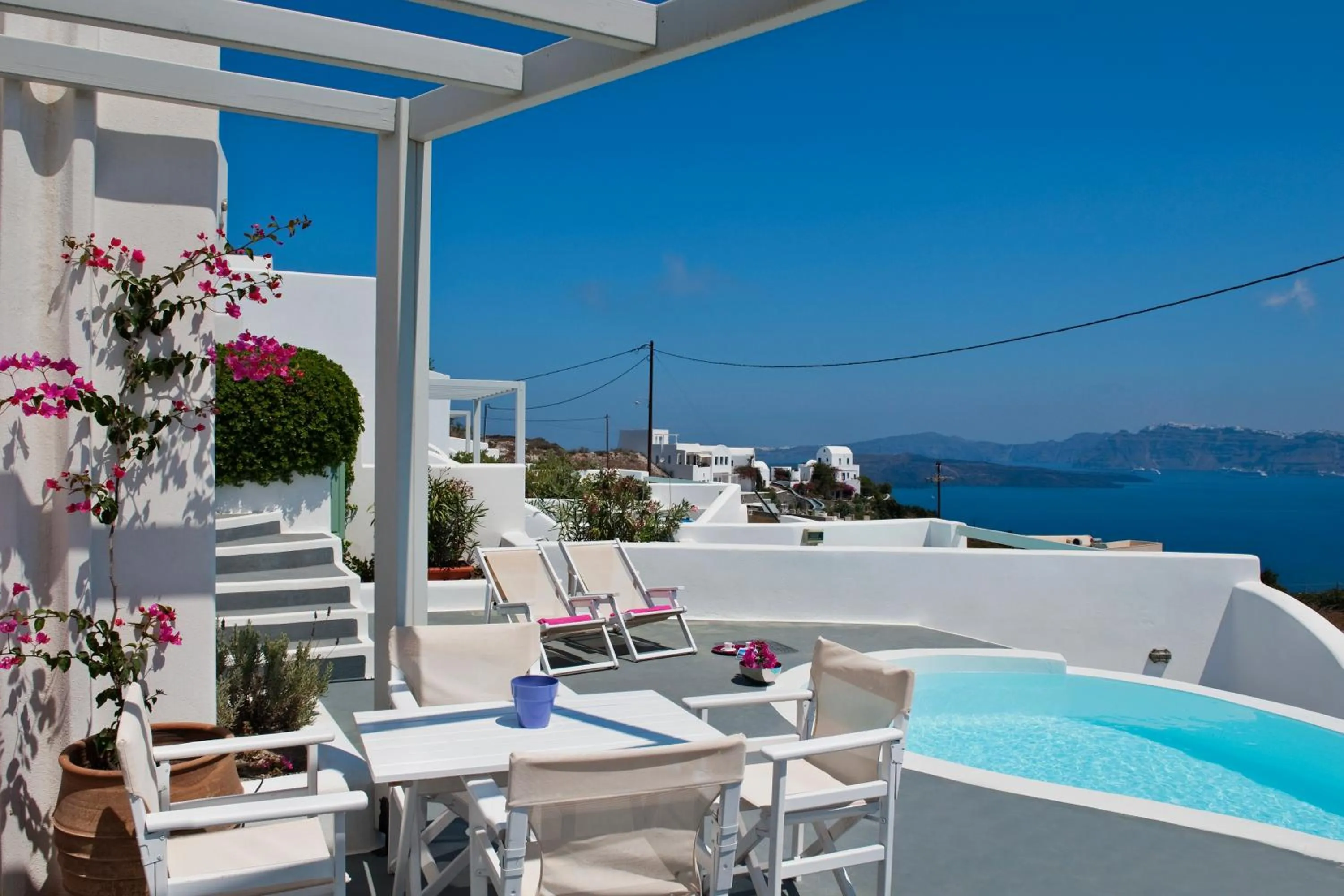 Balcony/Terrace in Aura Marina Apartments Santorini