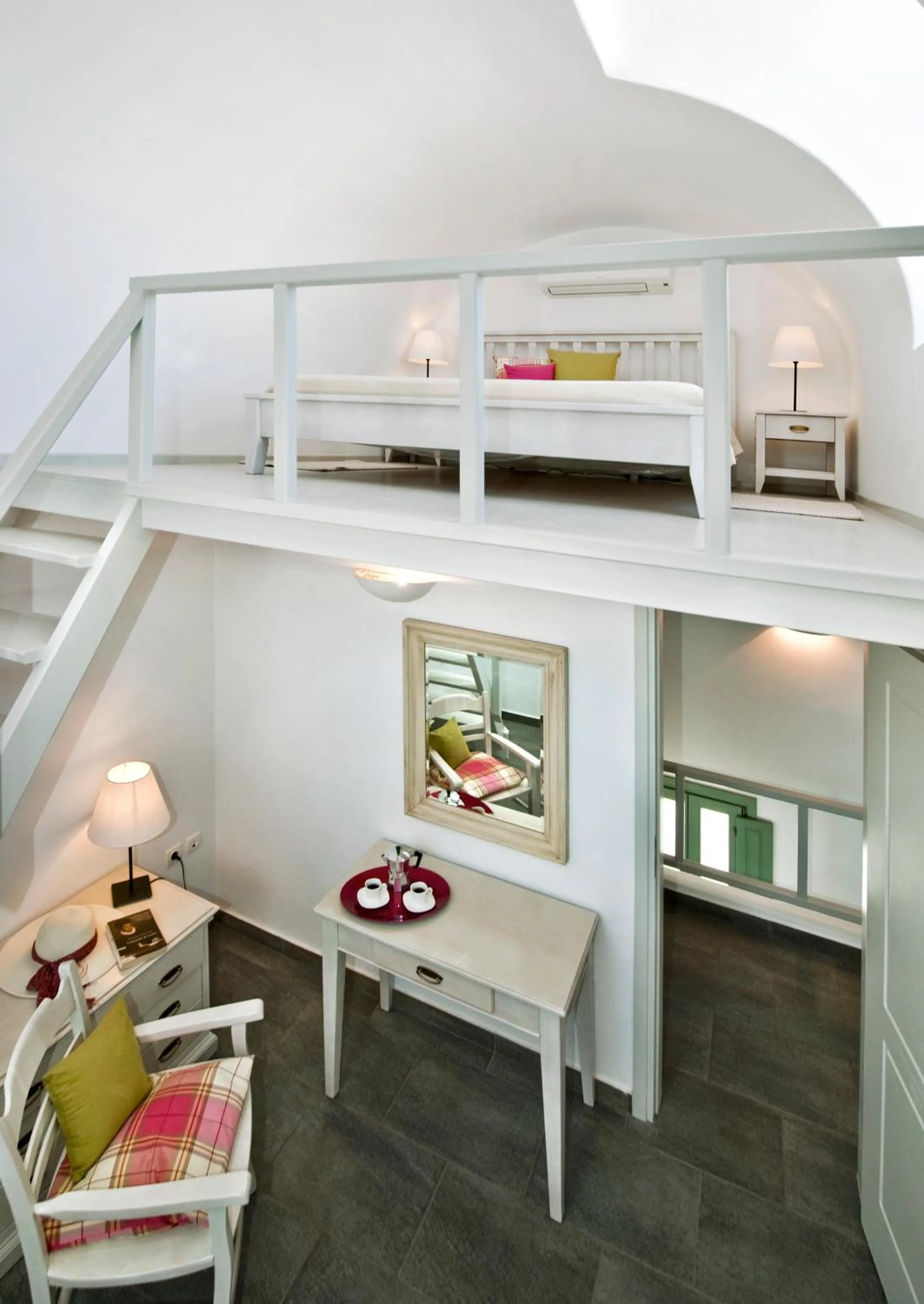 Photo of the whole room, Bed in Aura Marina Apartments Santorini