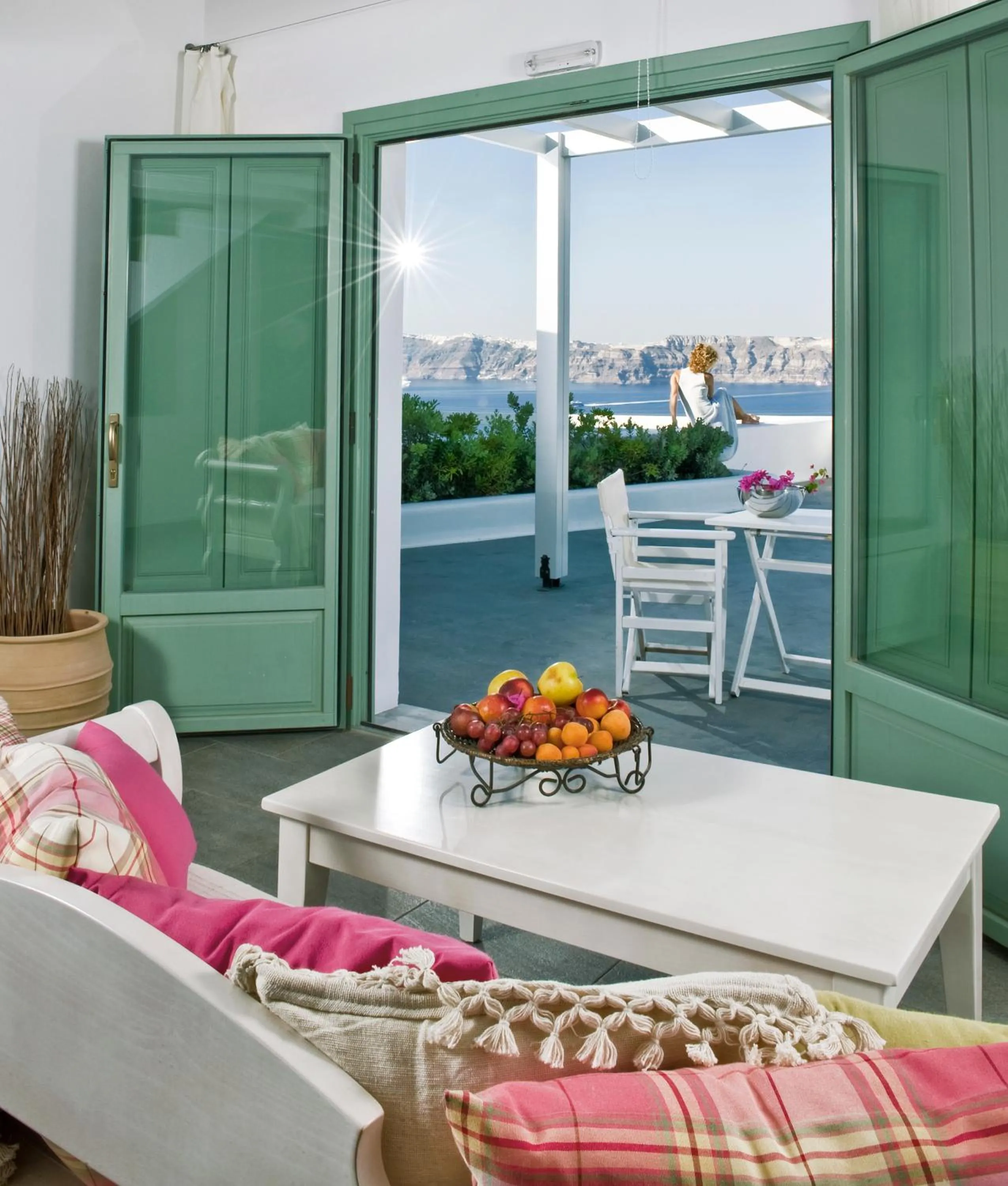 Living room in Aura Marina Apartments Santorini