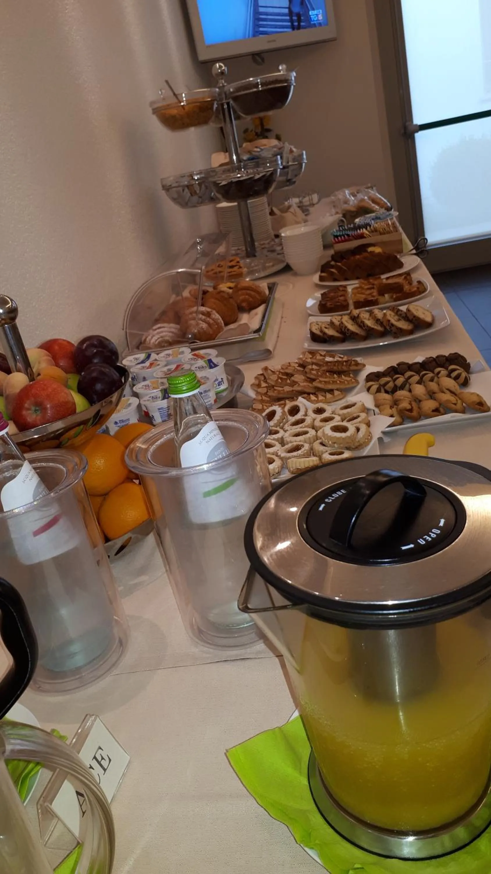 Food and drinks in Hotel Cluentum