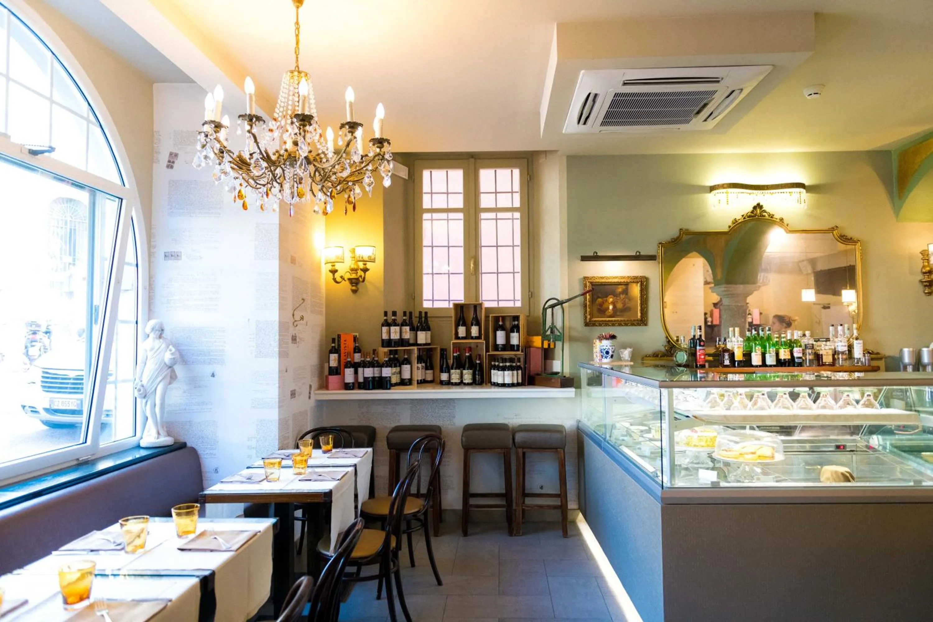 Restaurant/places to eat in Hotel Royal Victoria, by R Collection Hotels