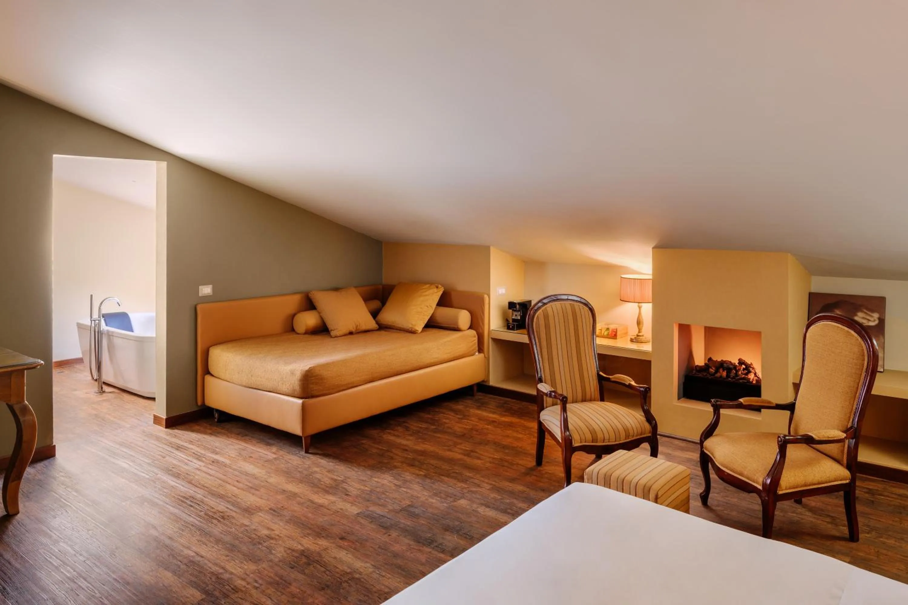 Seating area, Bed in Hotel Royal Victoria, by R Collection Hotels