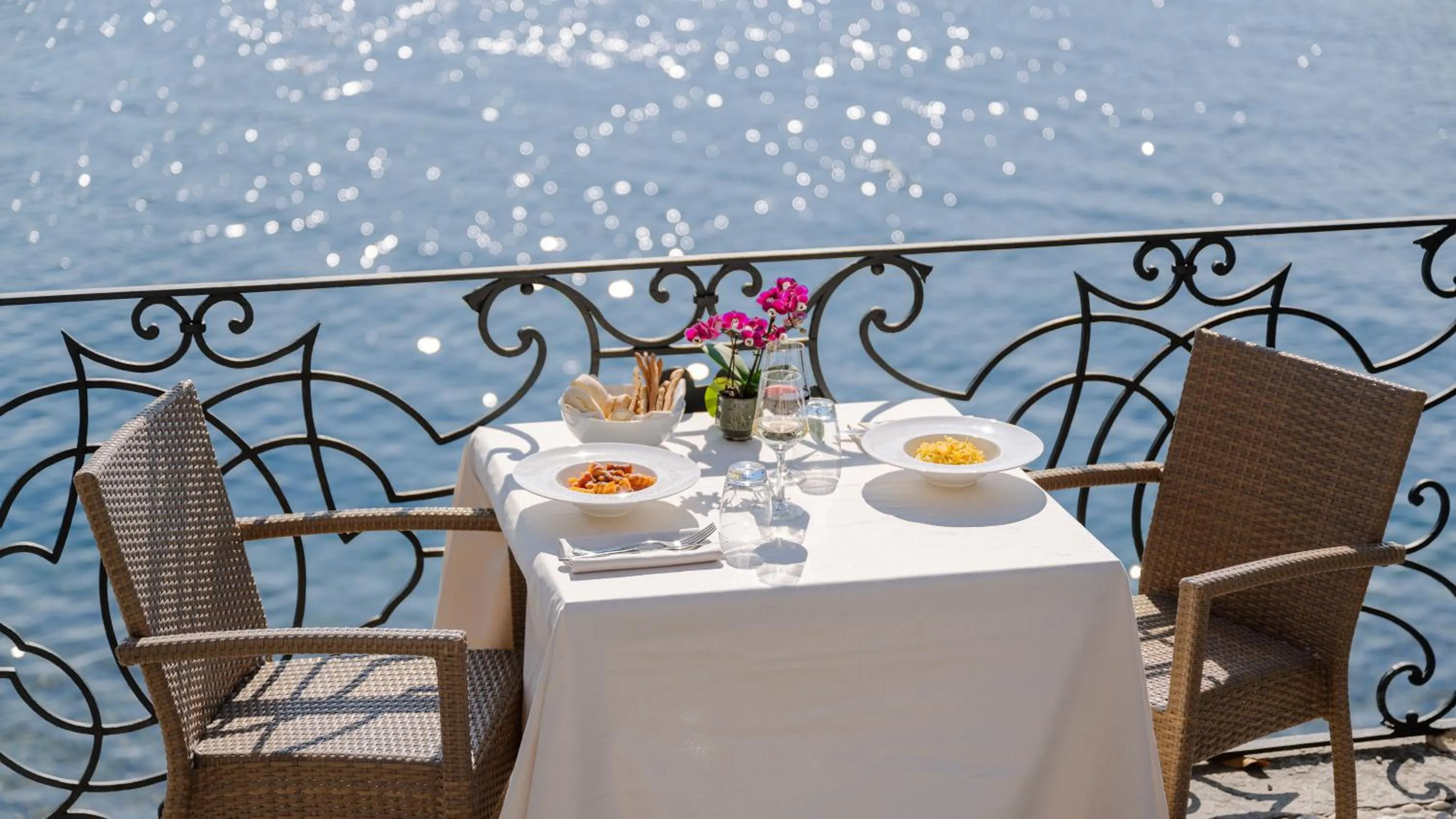 Restaurant/places to eat in Hotel Royal Victoria, by R Collection Hotels