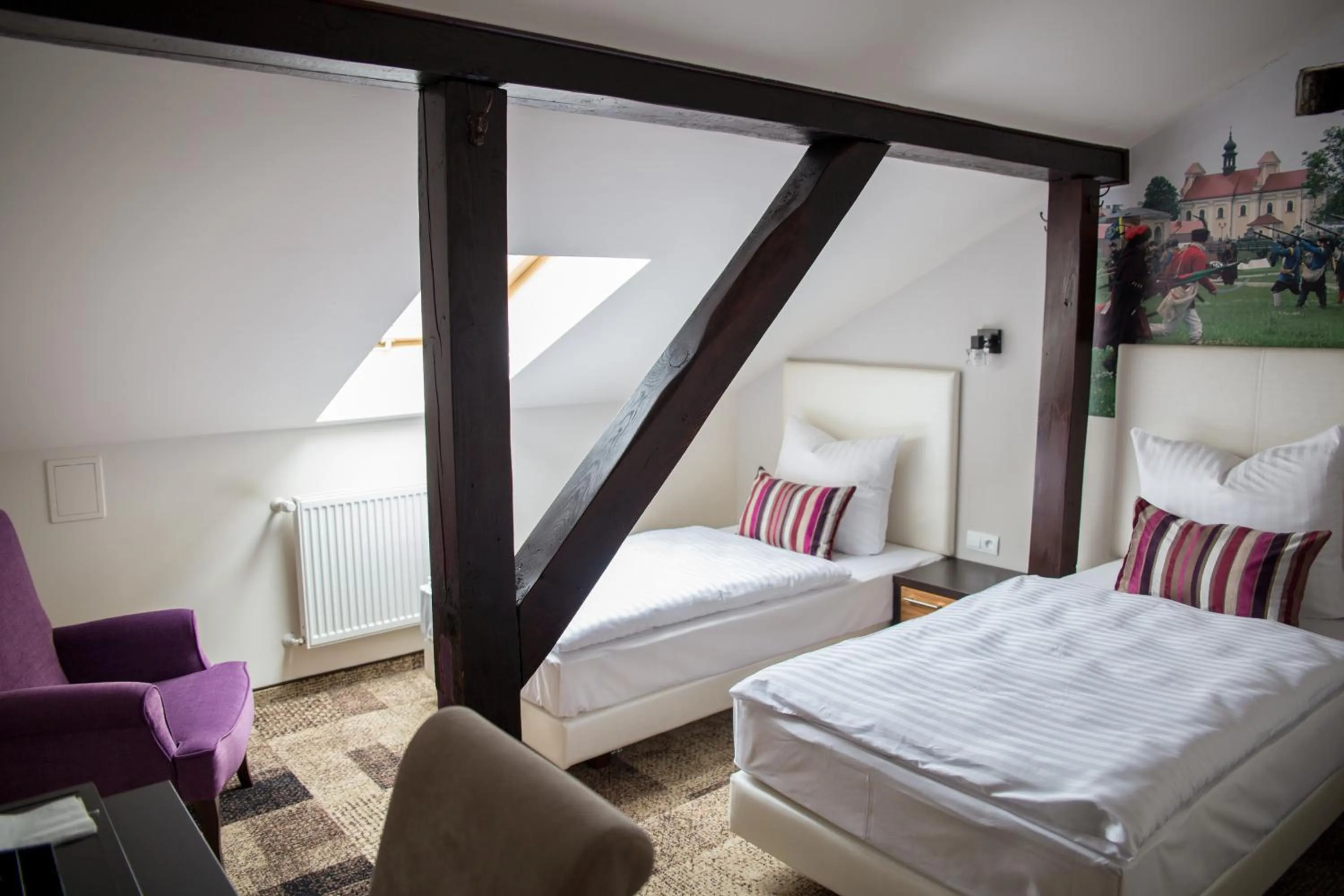 Photo of the whole room in Morando