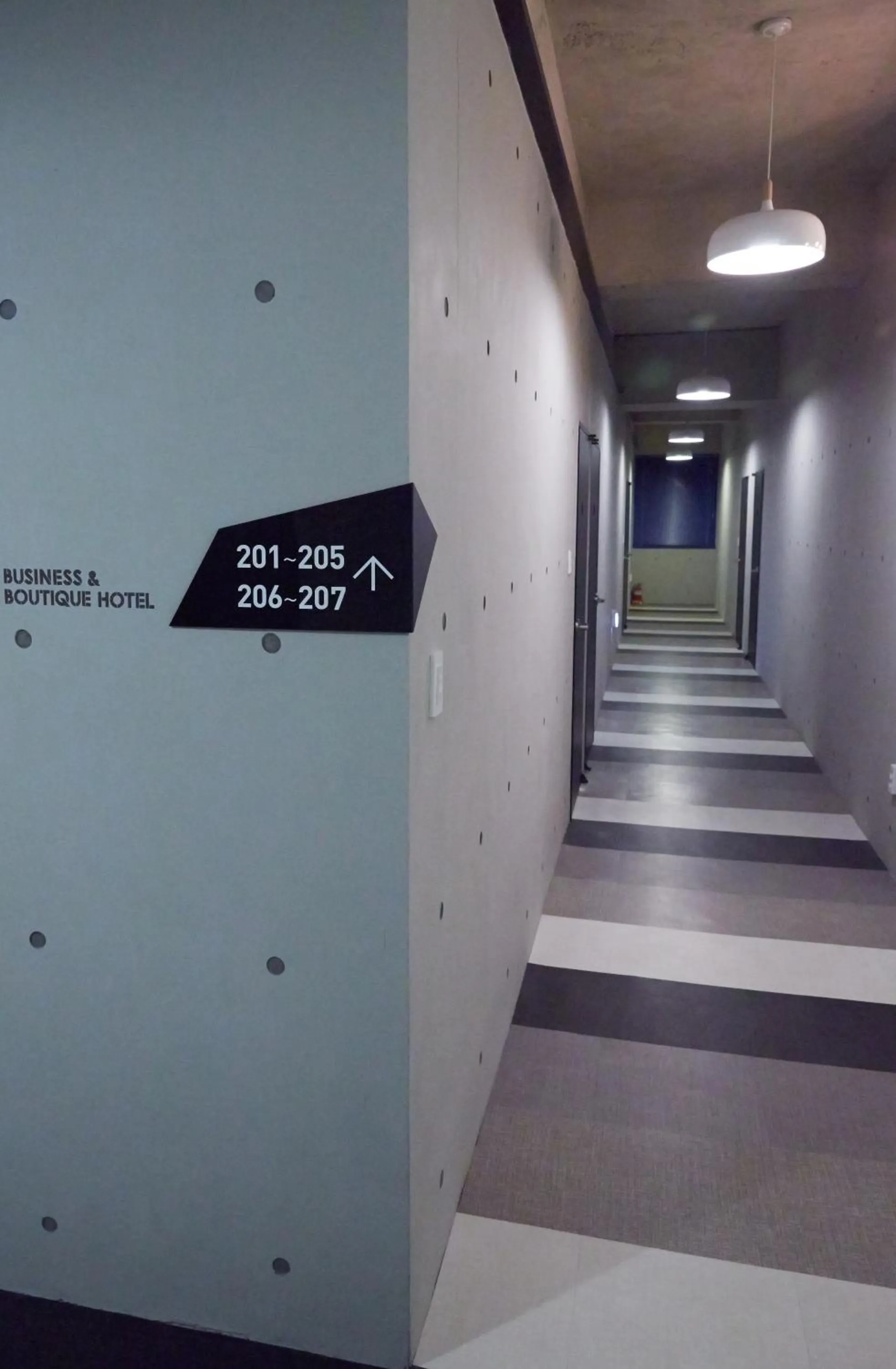 Logo/Certificate/Sign in Hotel The May