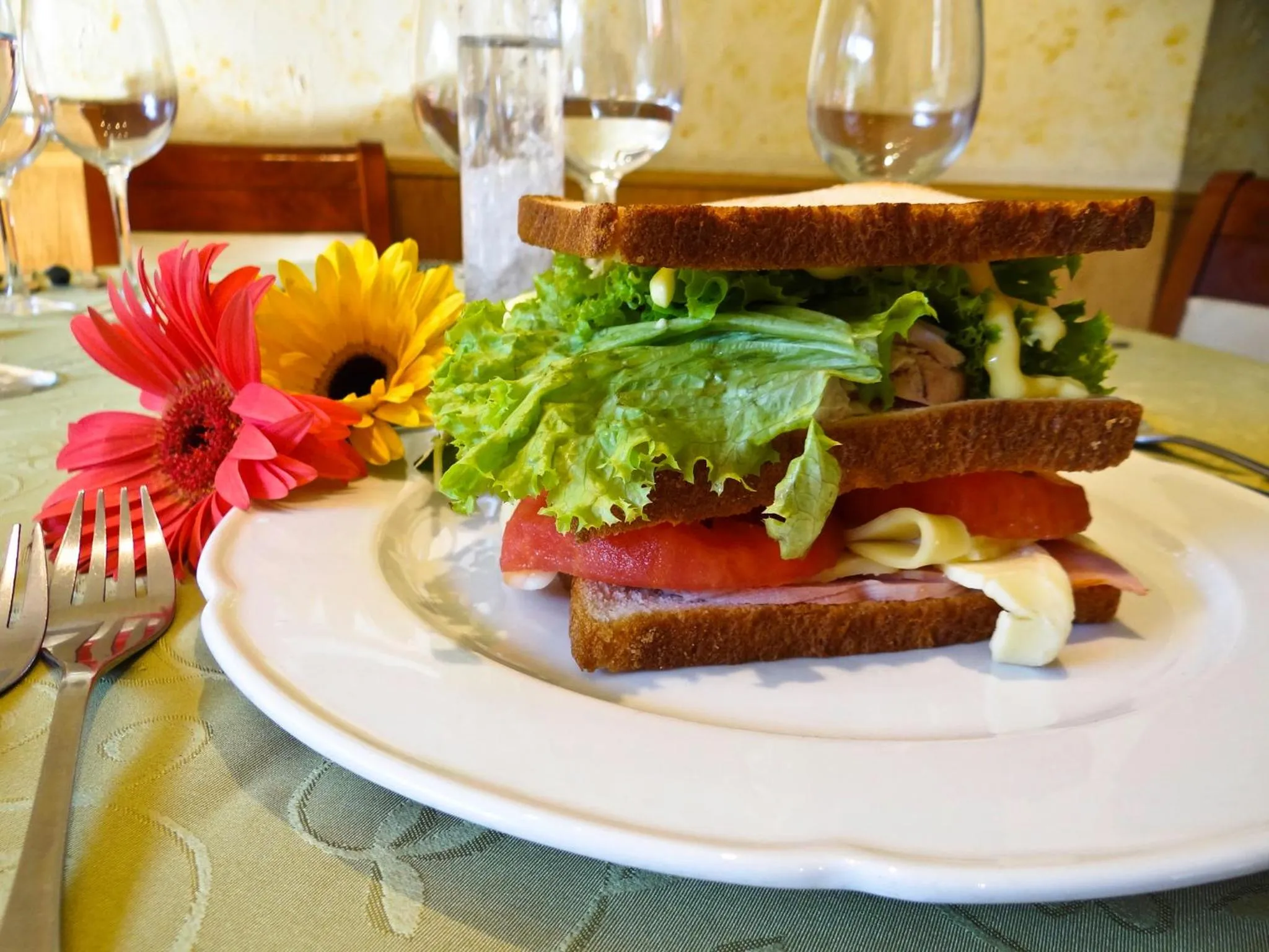 Food and drinks in Hotel Eurotel El Bosque