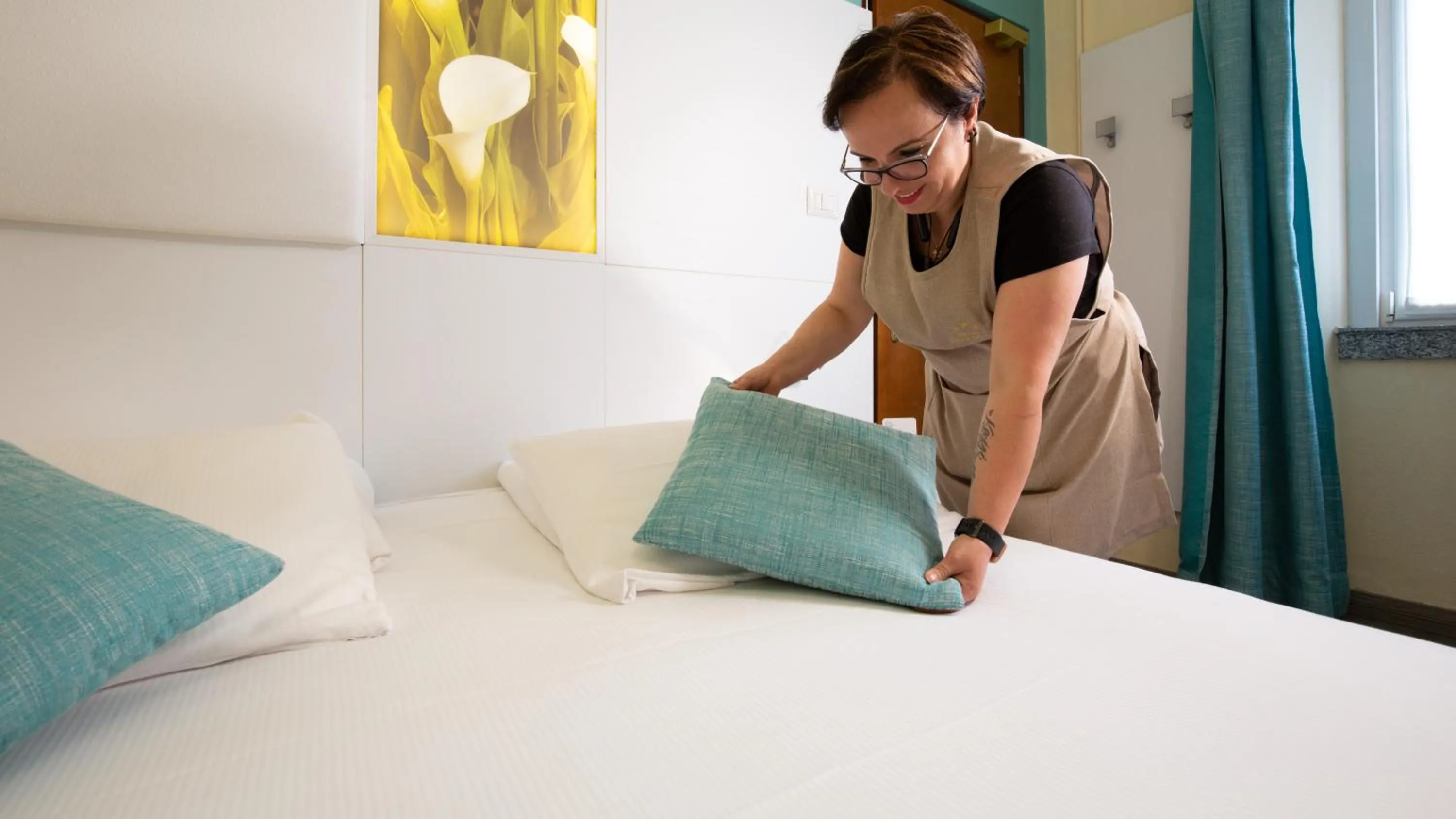 Bedroom, Bed in Albergo Pesce D'oro
