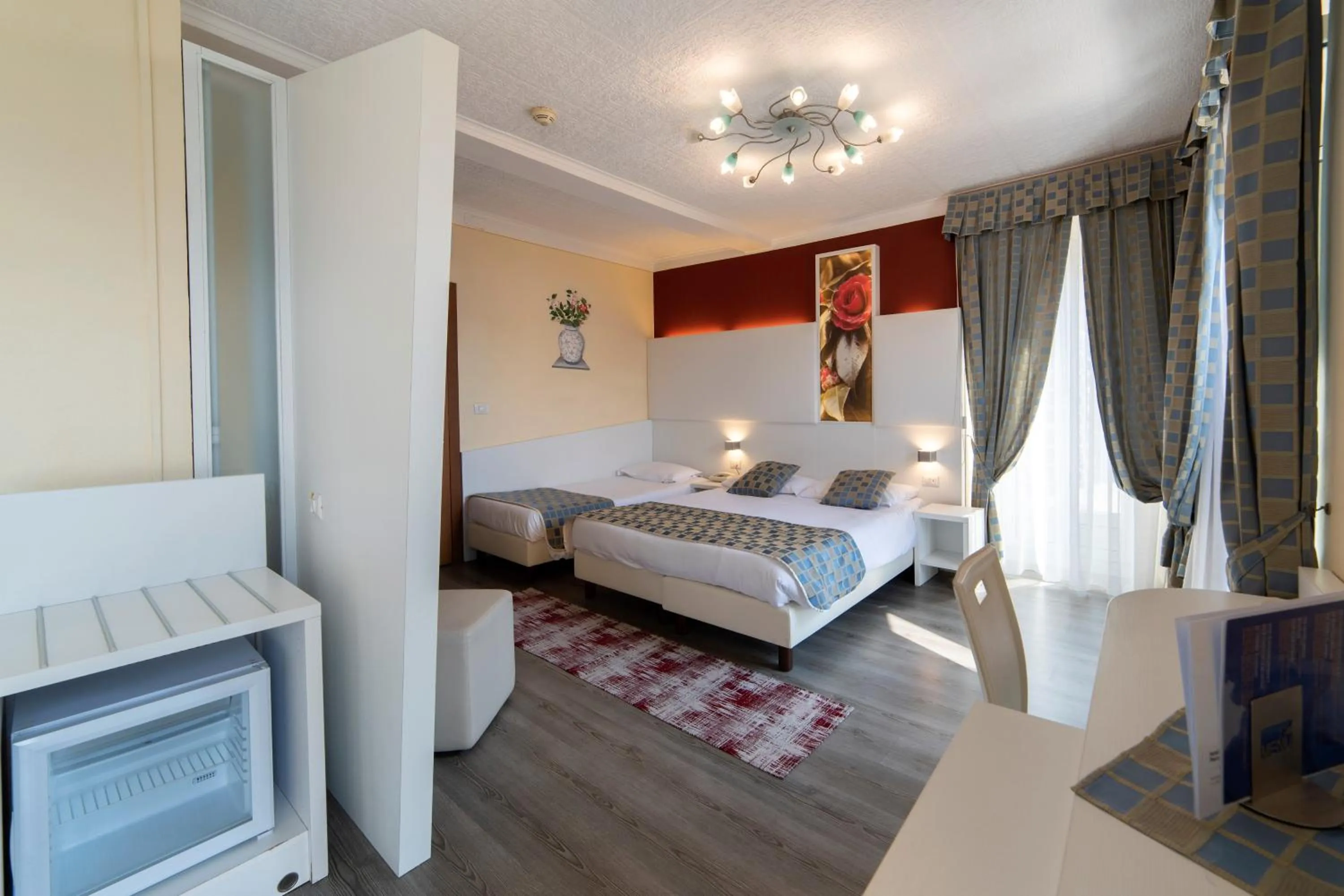 Bedroom, Bed in Albergo Pesce D'oro