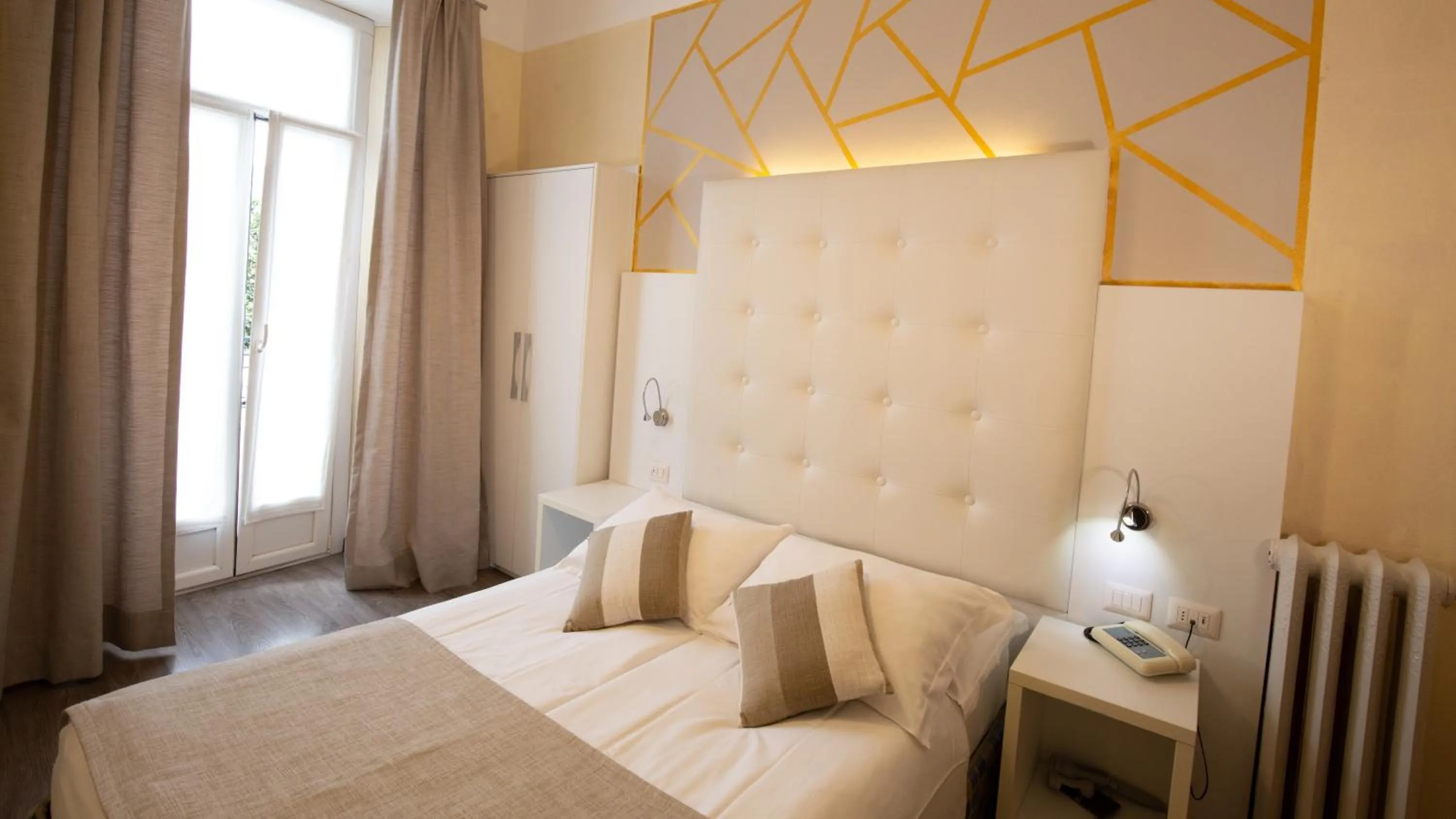 Bedroom, Bed in Albergo Pesce D'oro