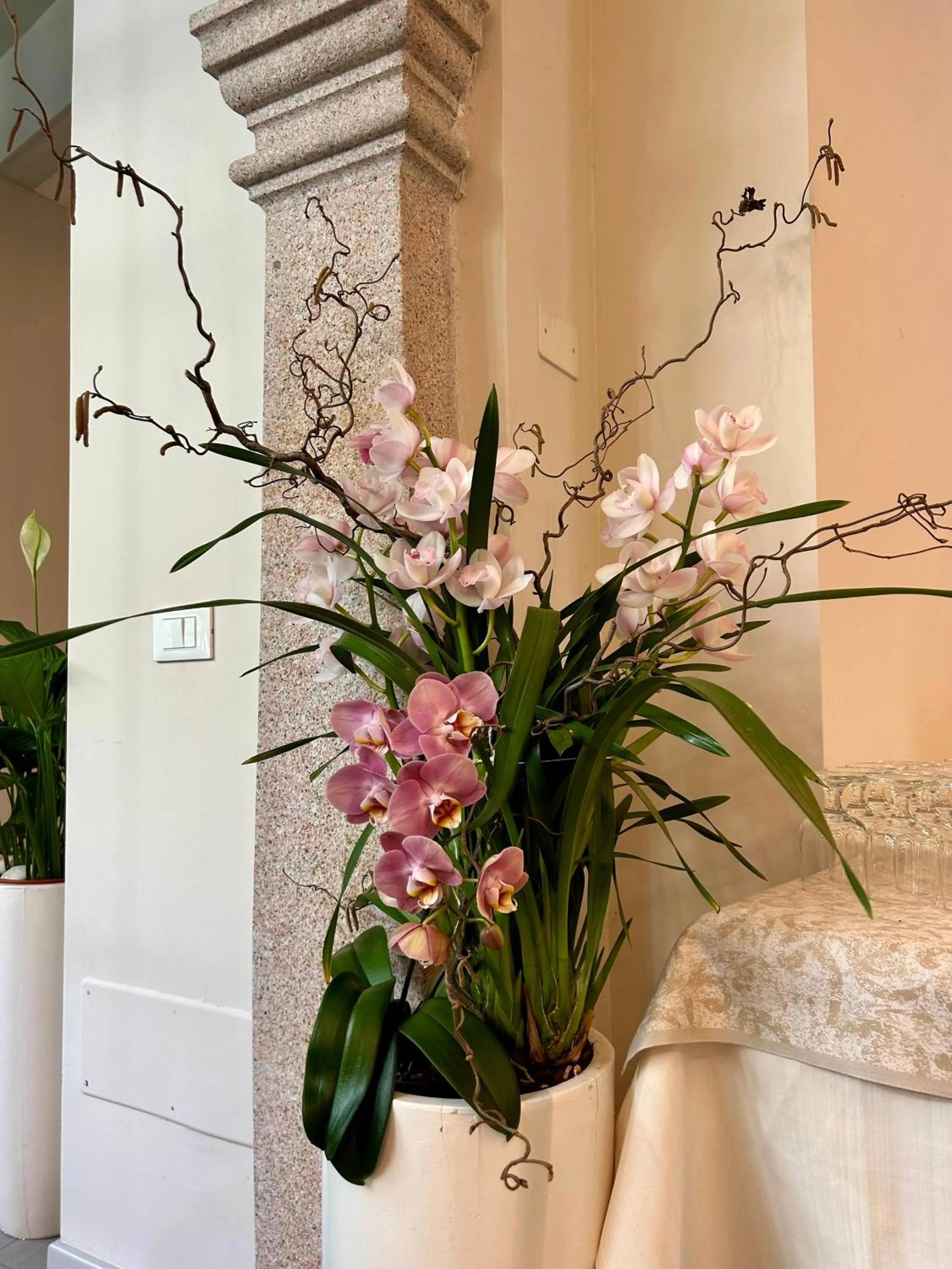 Decorative detail in Albergo Pesce D'oro