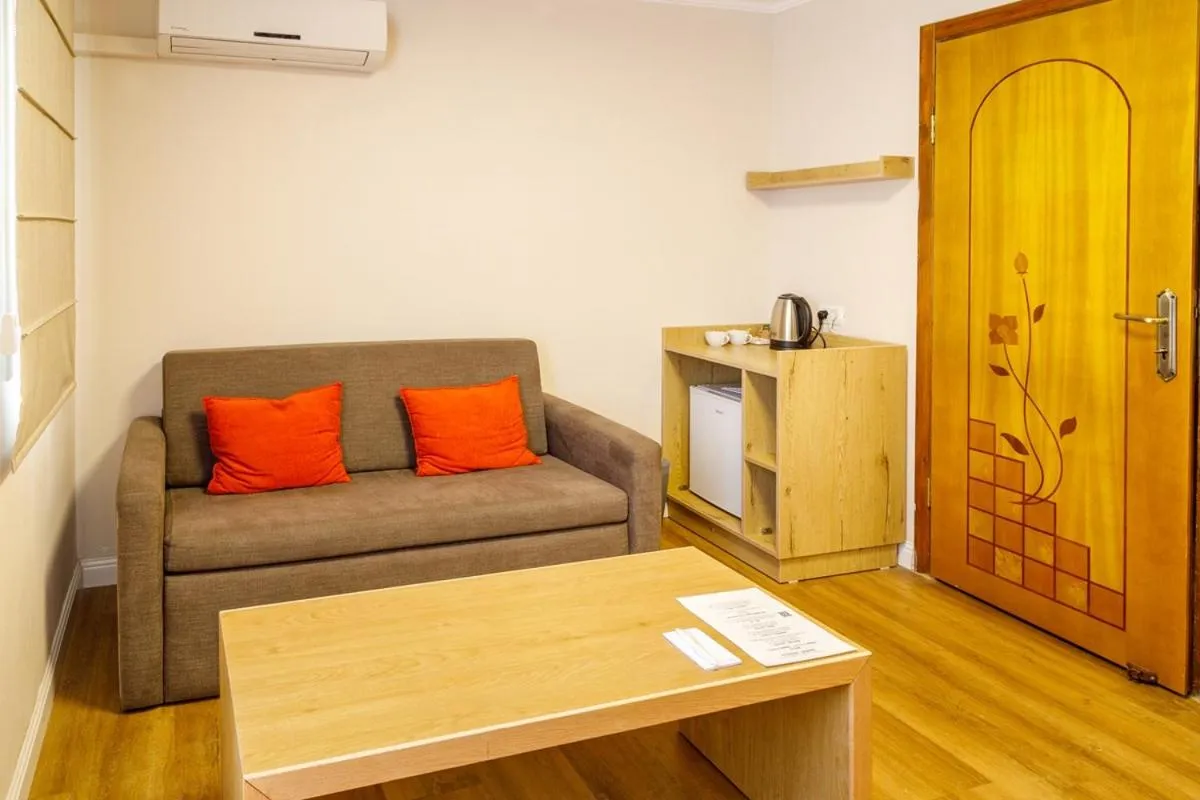 Ramon Suites by Smart Hotels