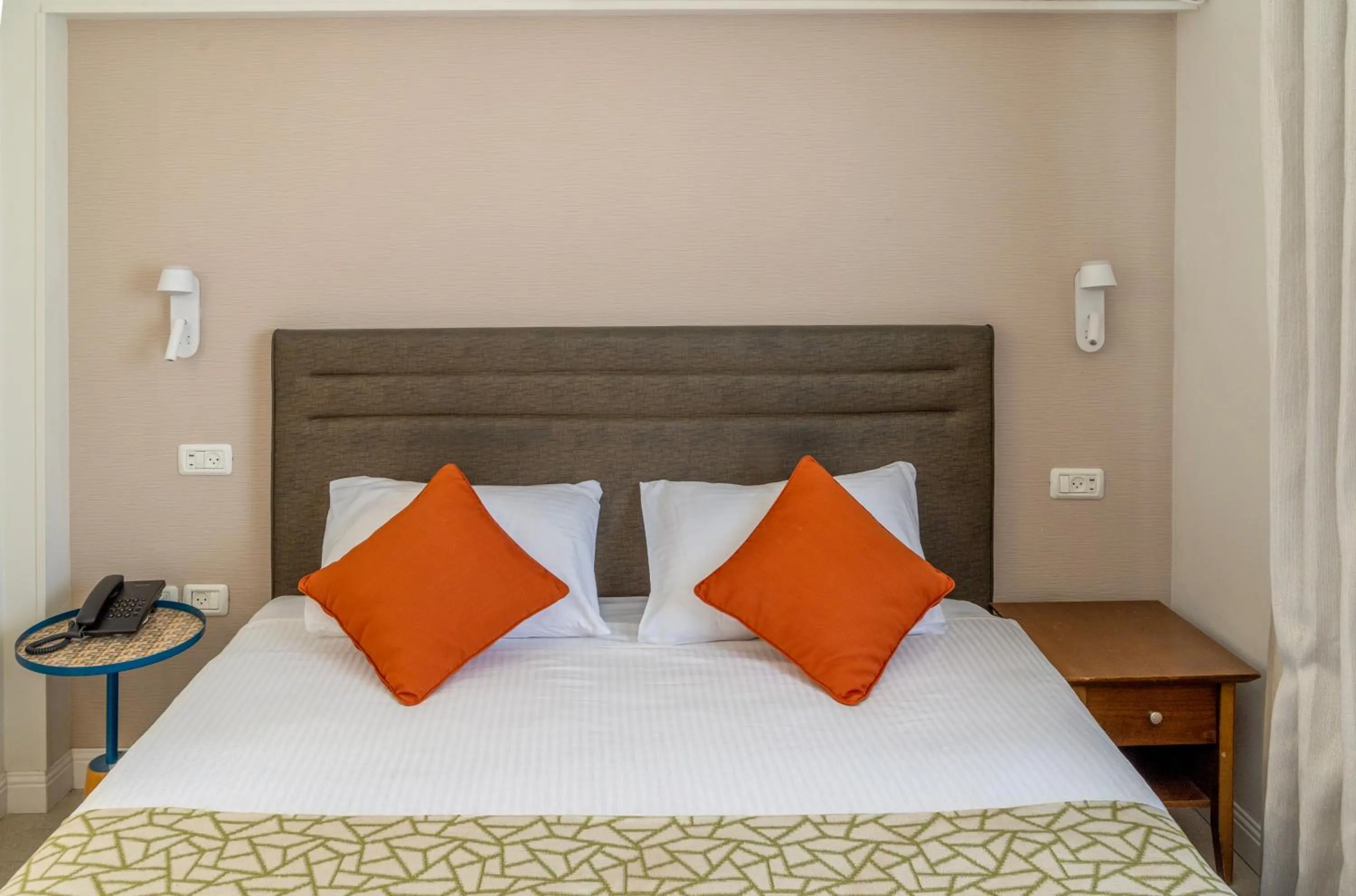 Bedroom, Bed in Ramon Suites by Smart Hotels