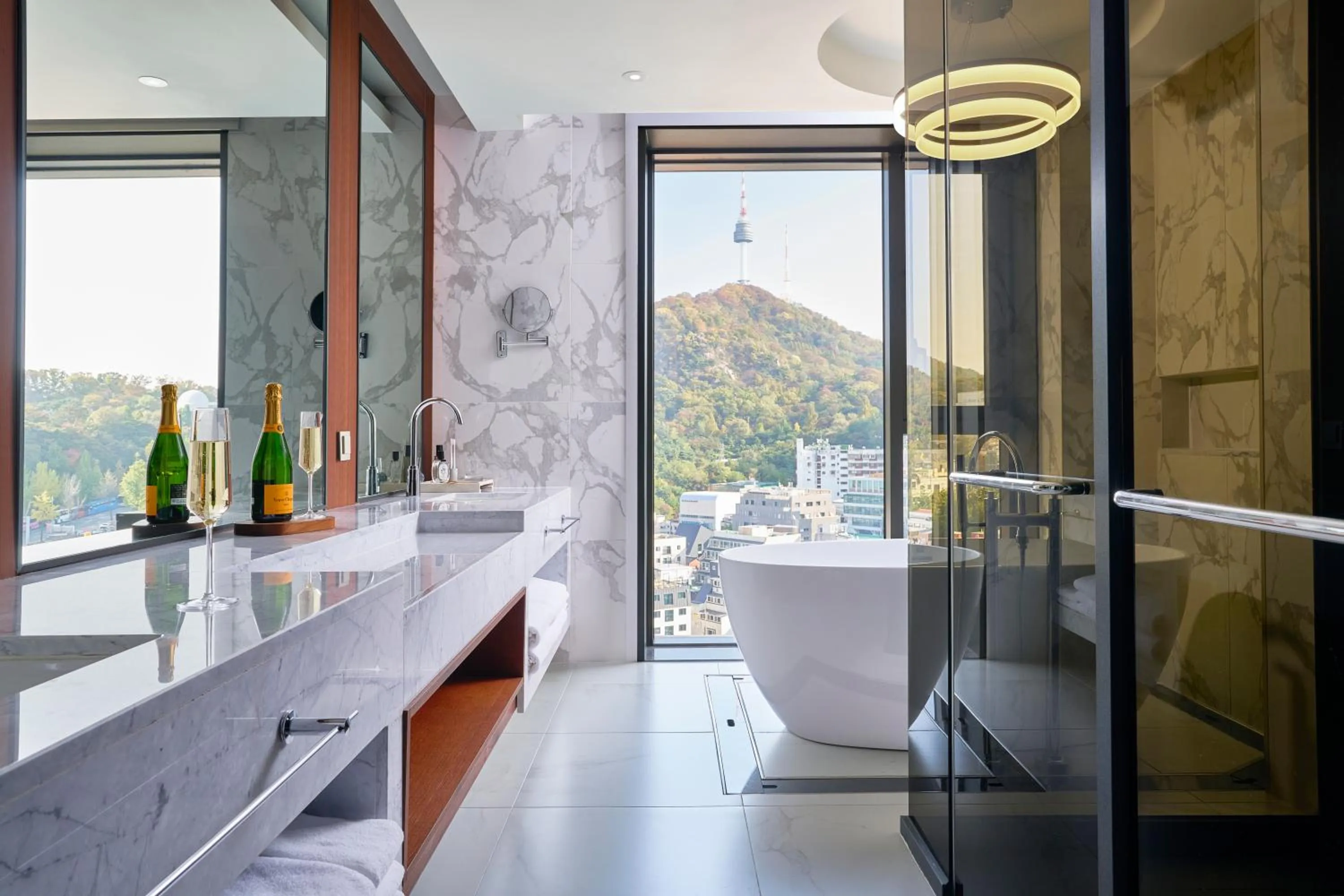 Property building in voco Seoul Myeongdong by IHG