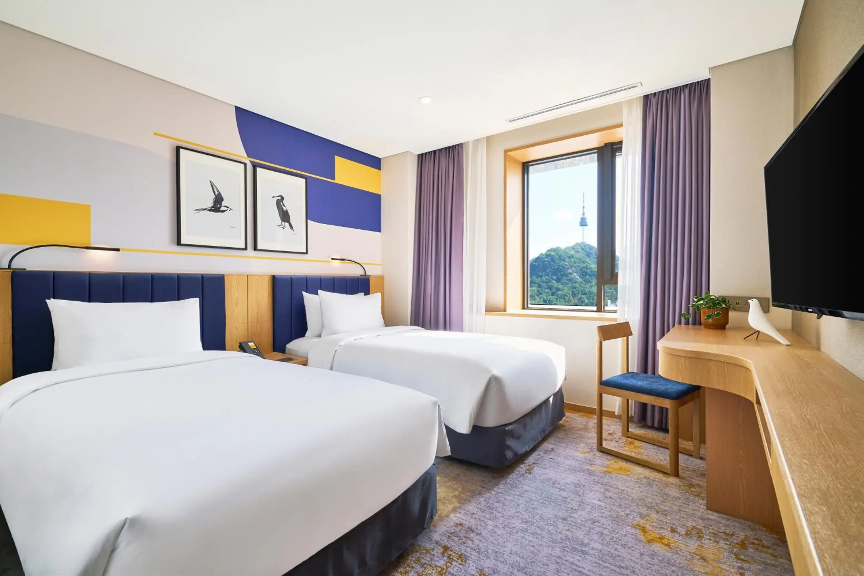 Deluxe Twin Room with Mountain View - Lounge Access in voco Seoul Myeongdong by IHG Deluxe Twin Room with Mountain View - Lounge Access in voco Seoul Myeongdong by IHG