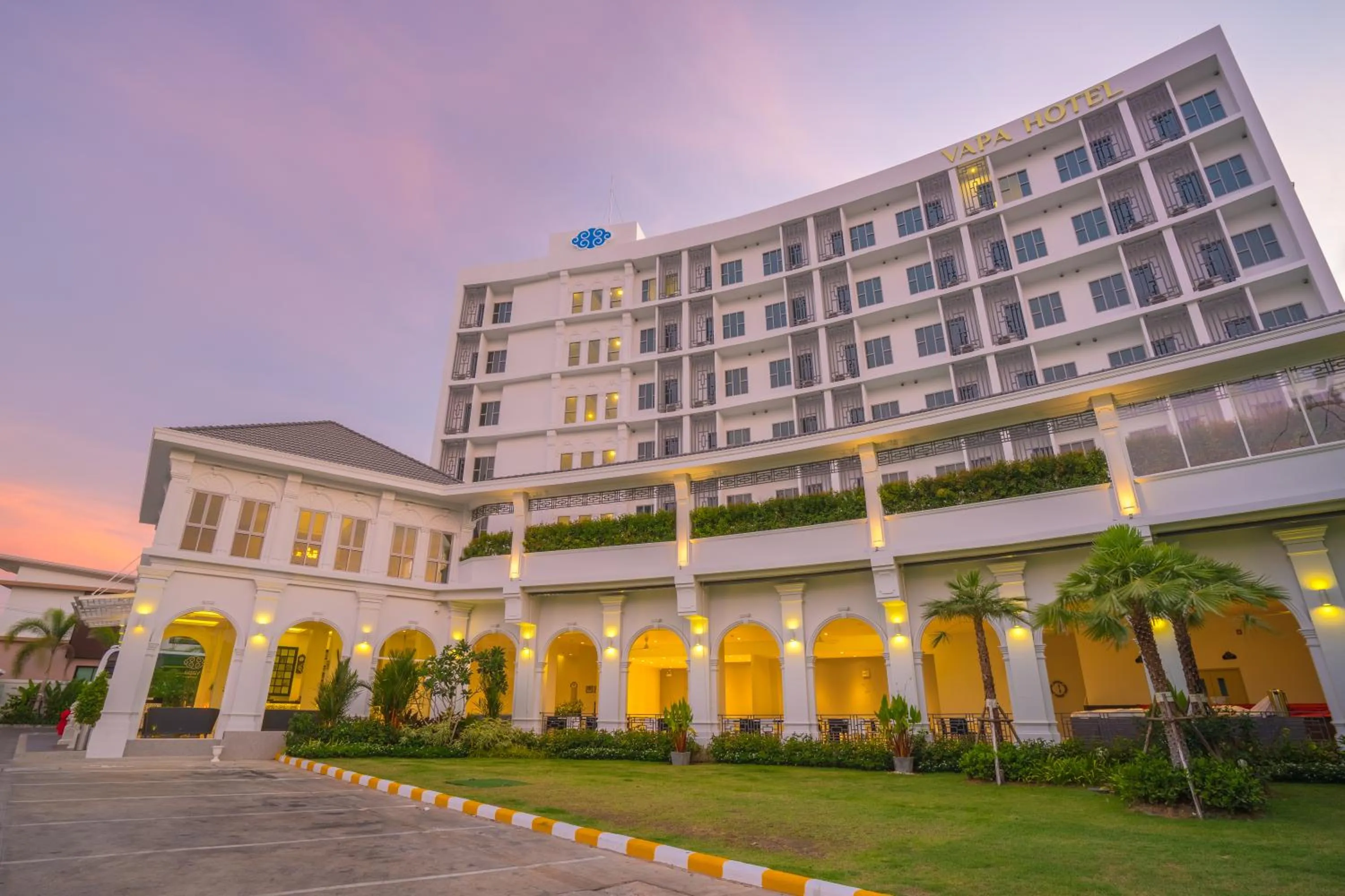 Facade/entrance in Vapa Hotel - SHA Extra Plus